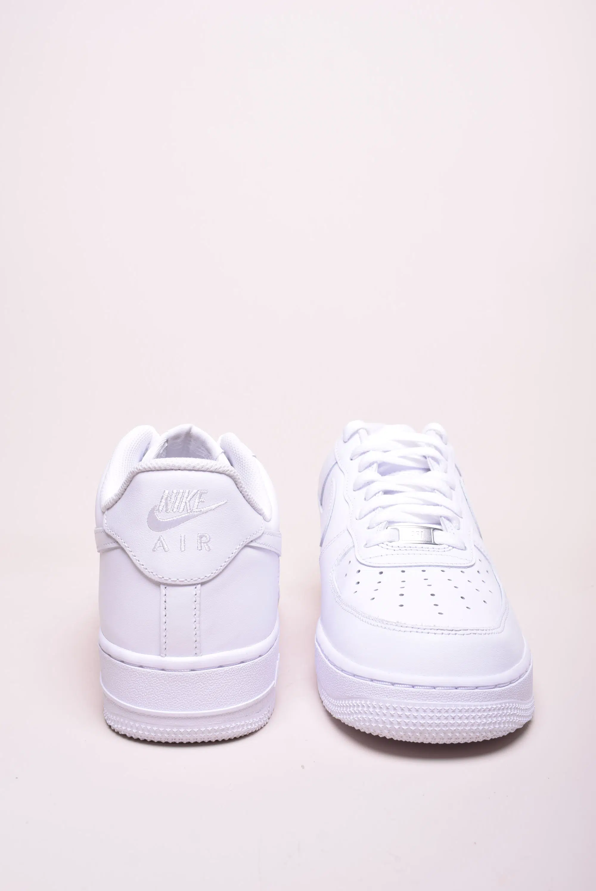 Sneakers barbati Air Force 1 '07 [3]