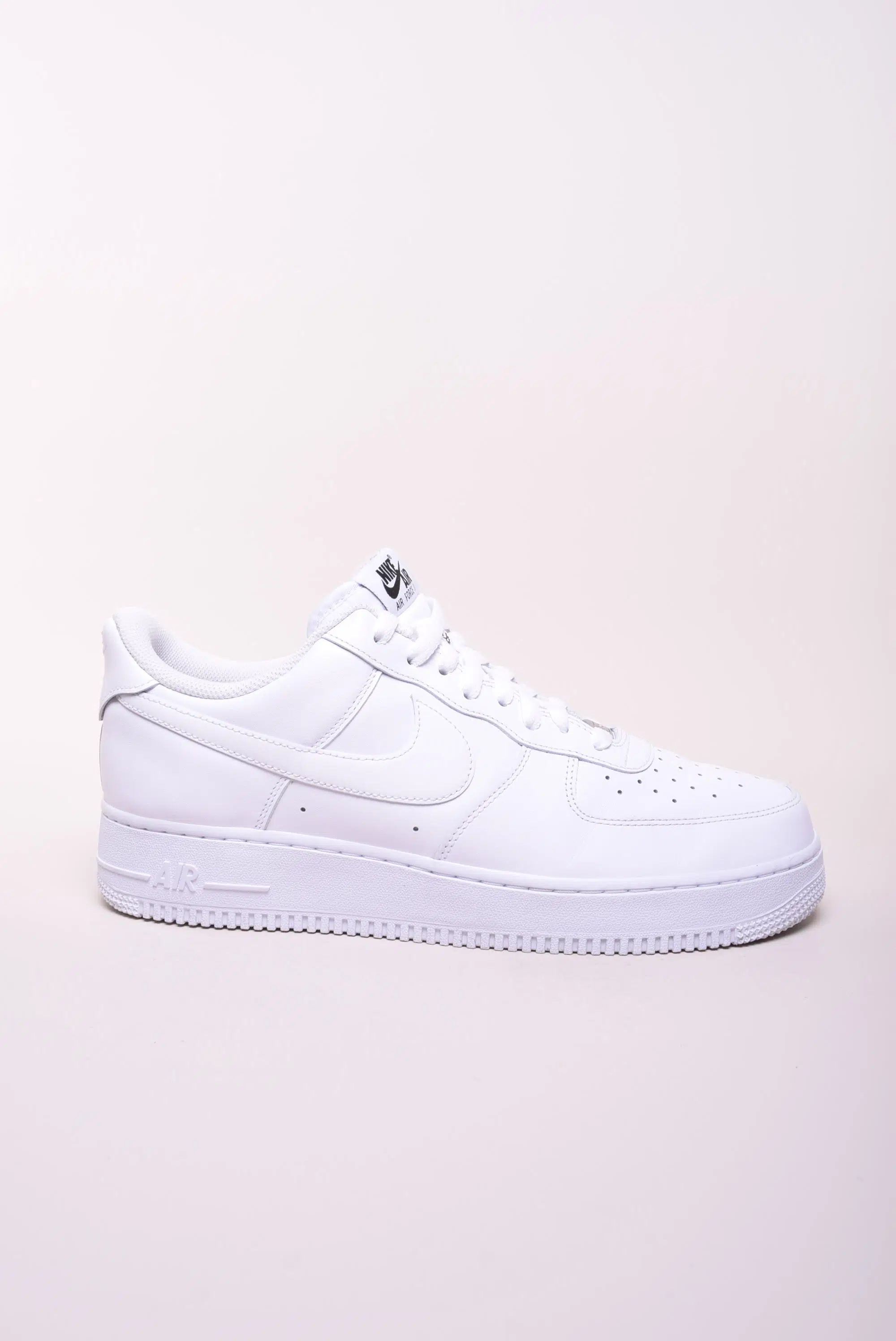 Sneakers barbati Air Force 1 07 Flyease