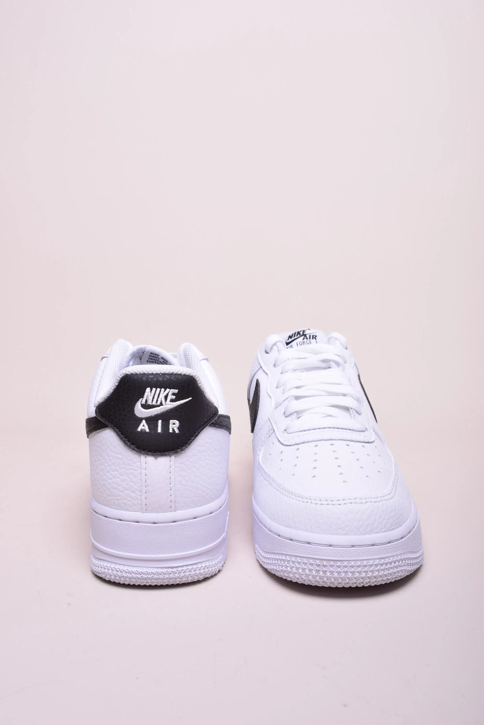 Sneakers barbati Air Force 1 [3]