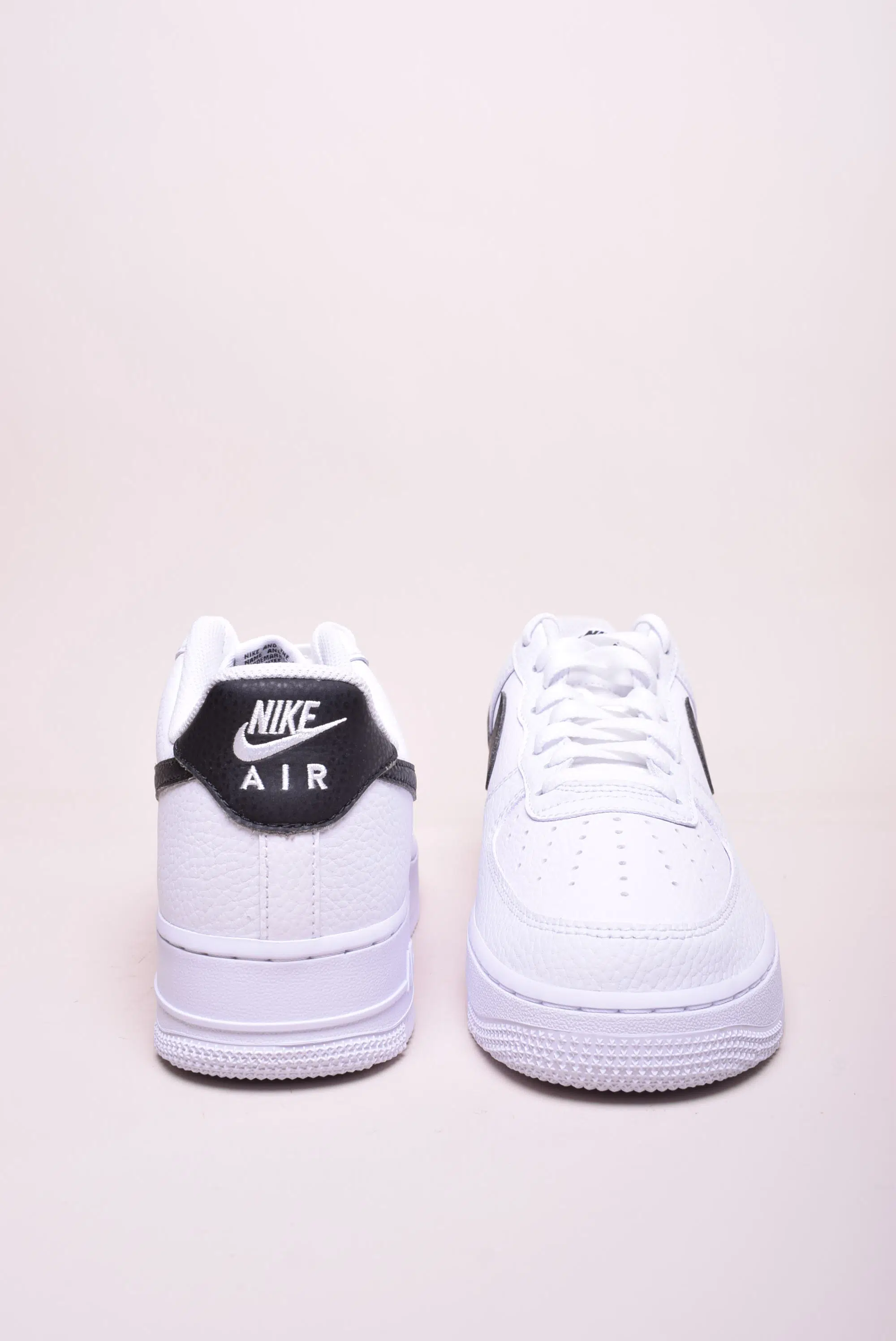 Sneakers barbati Air Force 1 [3]