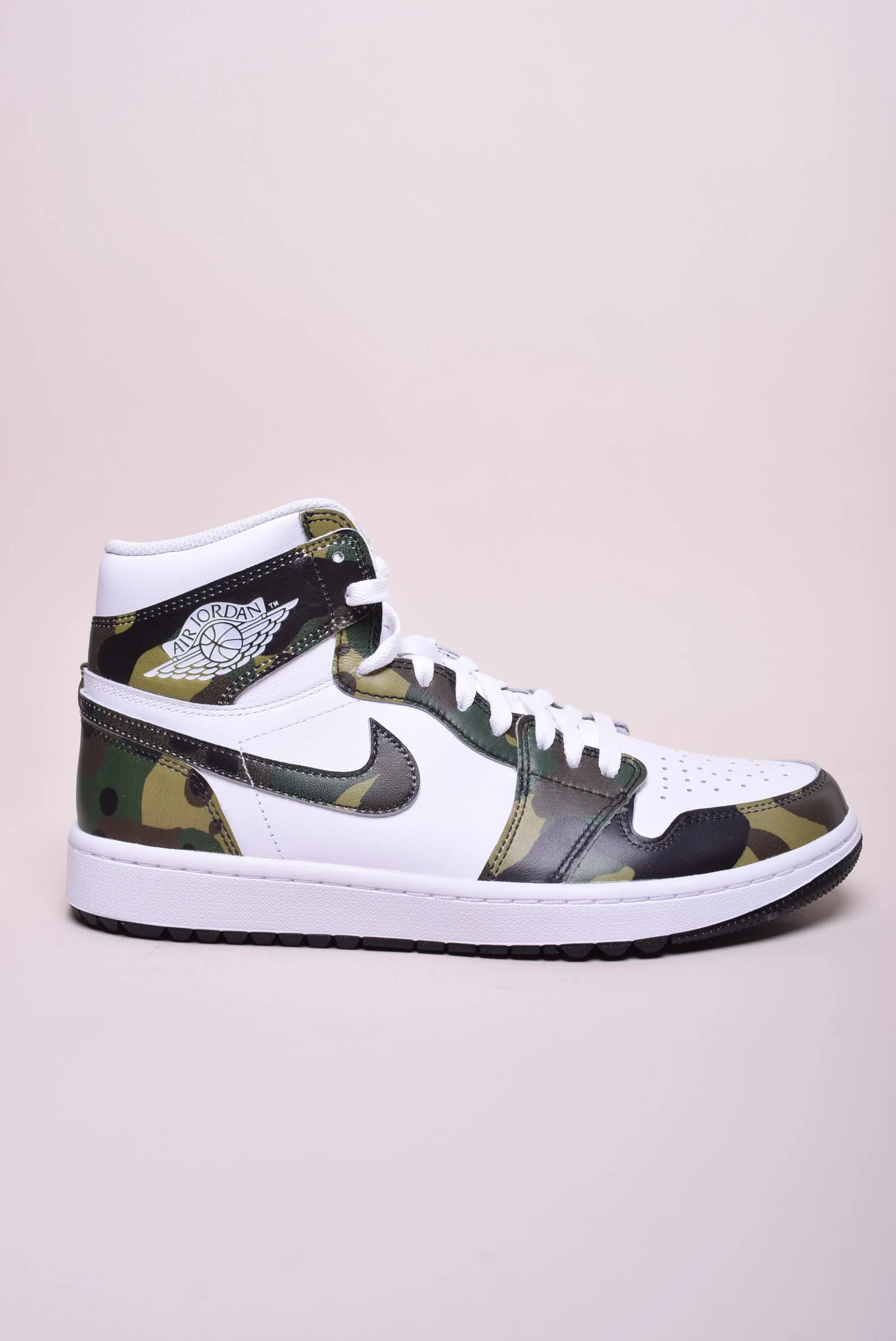 Sneakers barbati Air Jordan 1 High "Camo Golf" [1]