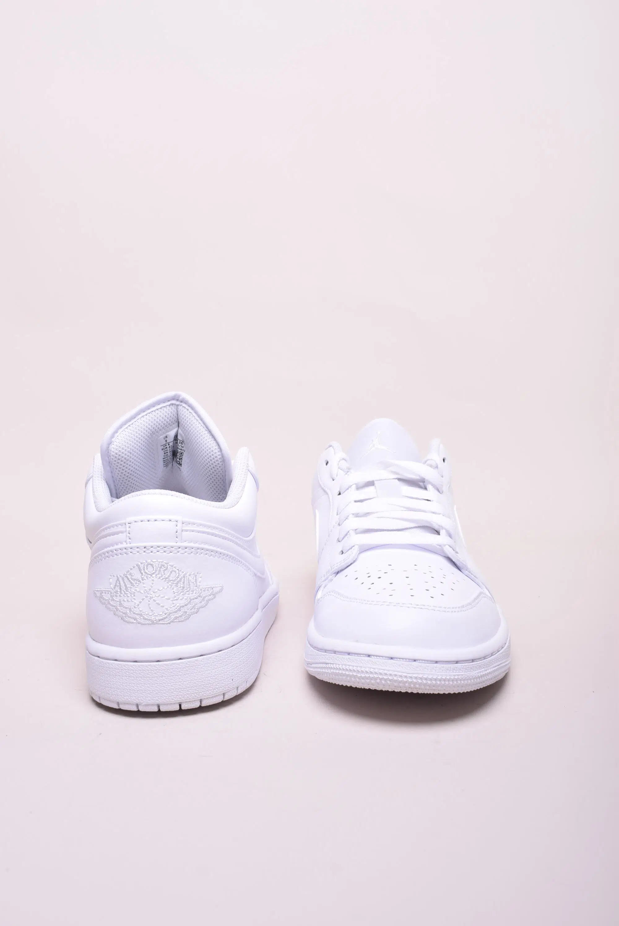 Sneakers barbati Air Jordan 1 Low [3]