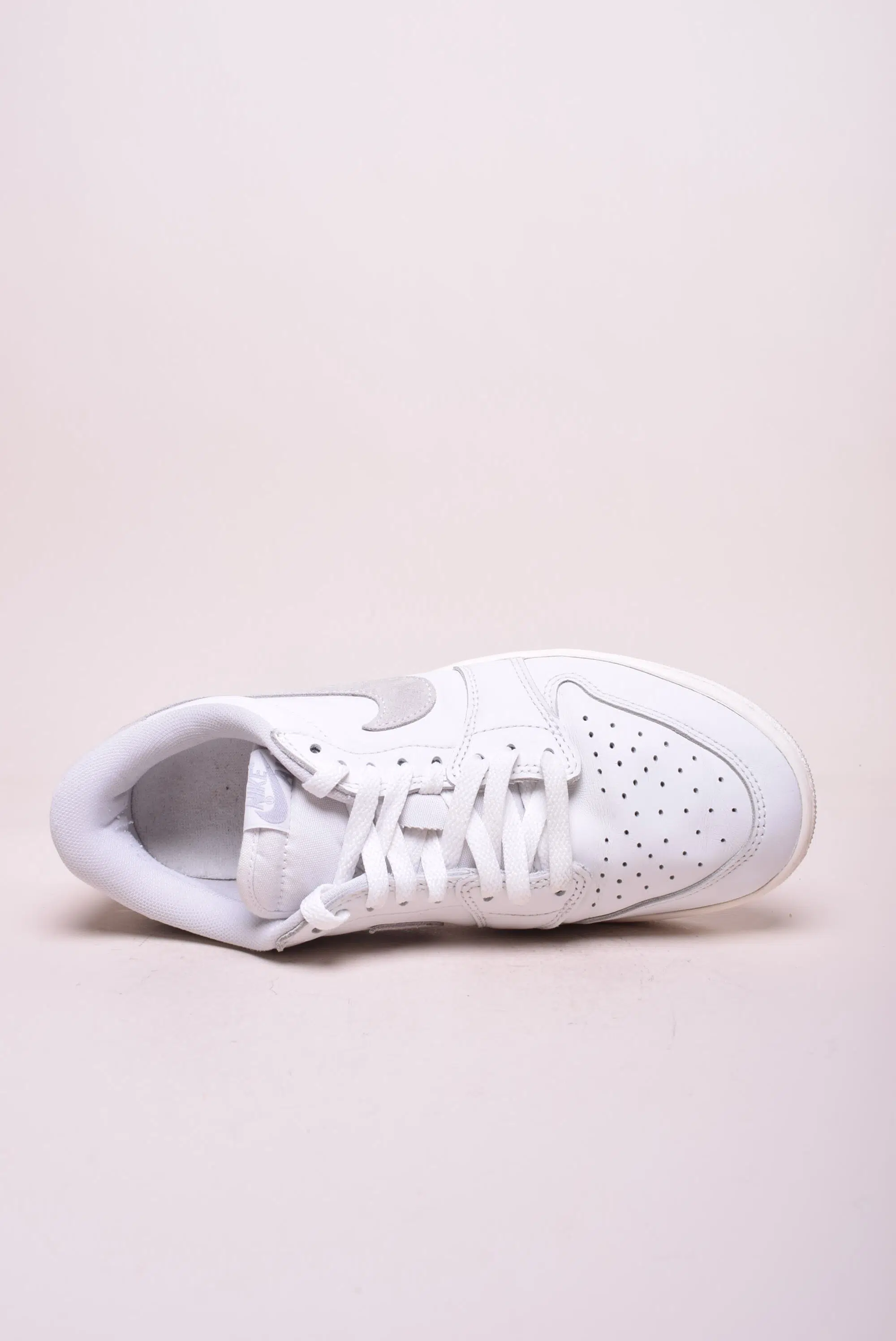 Sneakers barbati Air Jordan 1 Low [4]