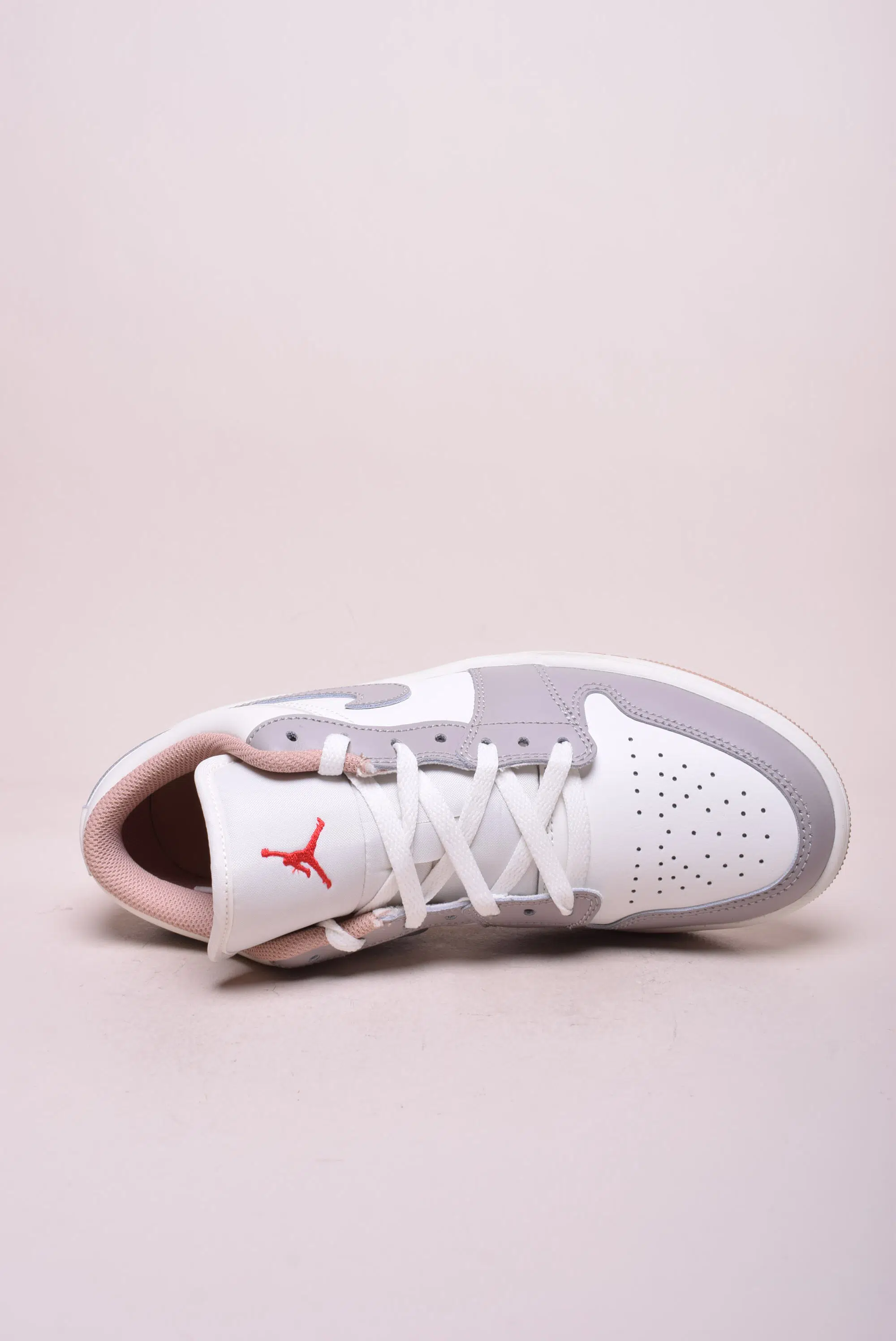 Sneakers barbati Air Jordan 1 Low [4]