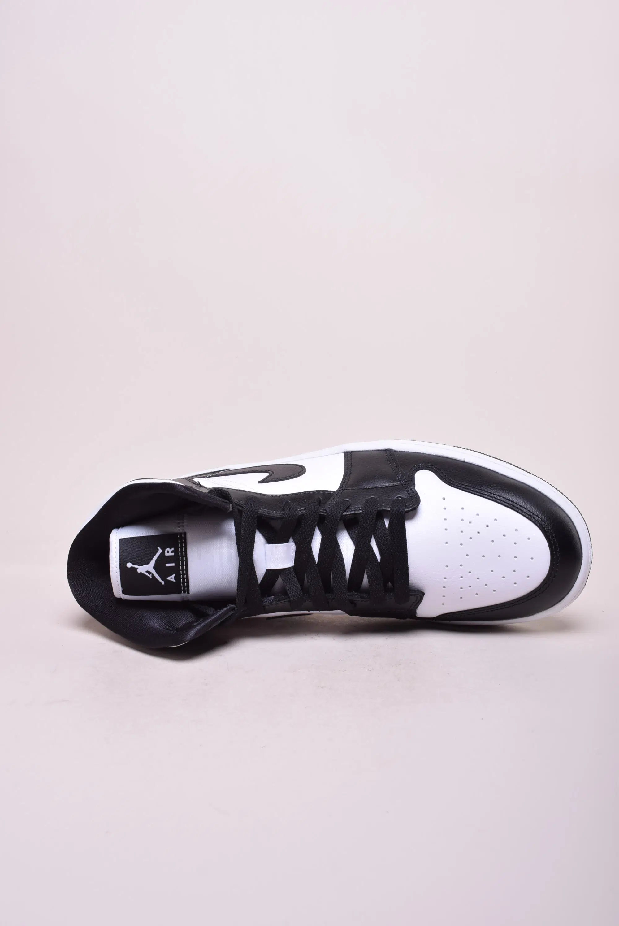 Sneakers barbati Air Jordan 1 Mid [4]