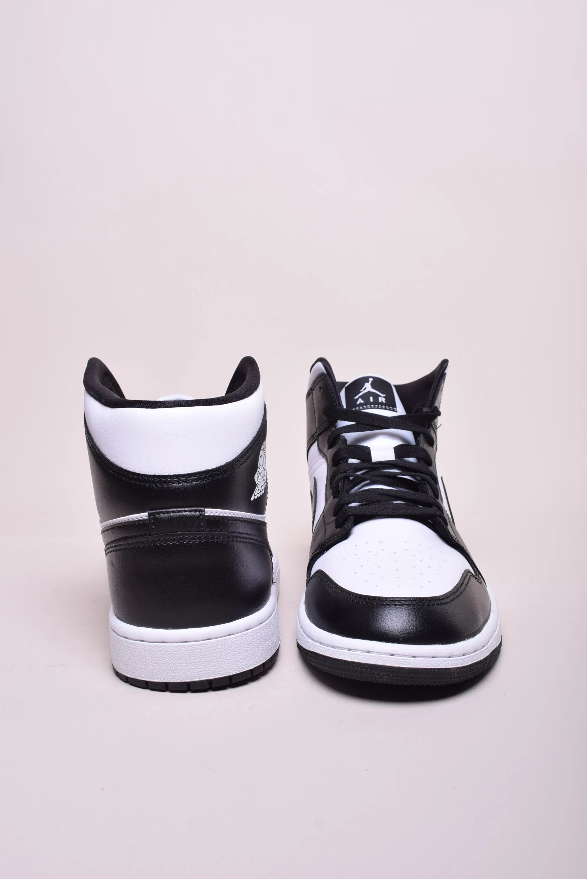 Sneakers barbati Air Jordan 1 Mid [3]