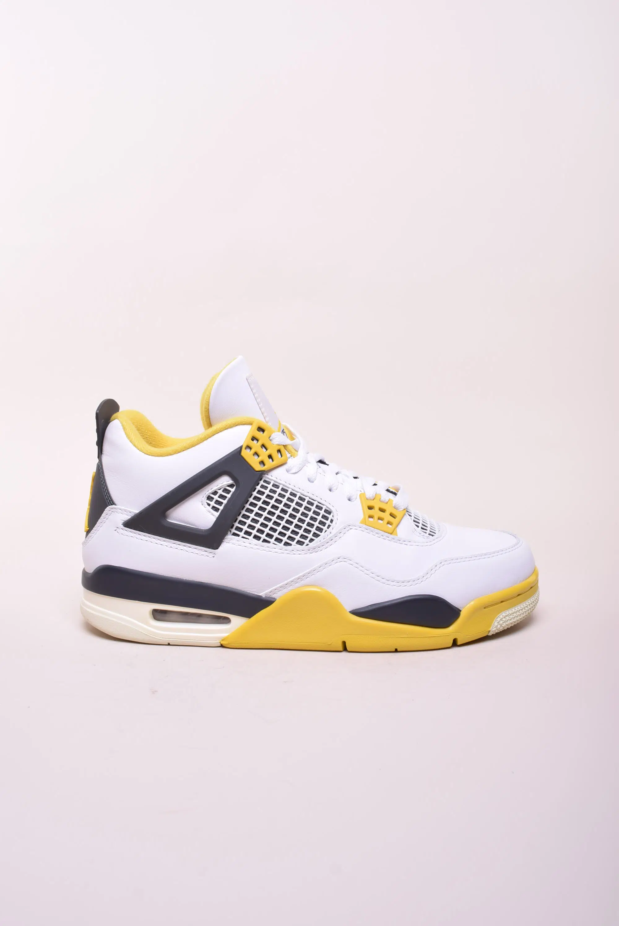 Sneakers barbati Air Jordan 4 Retro   Vivid Sulfur