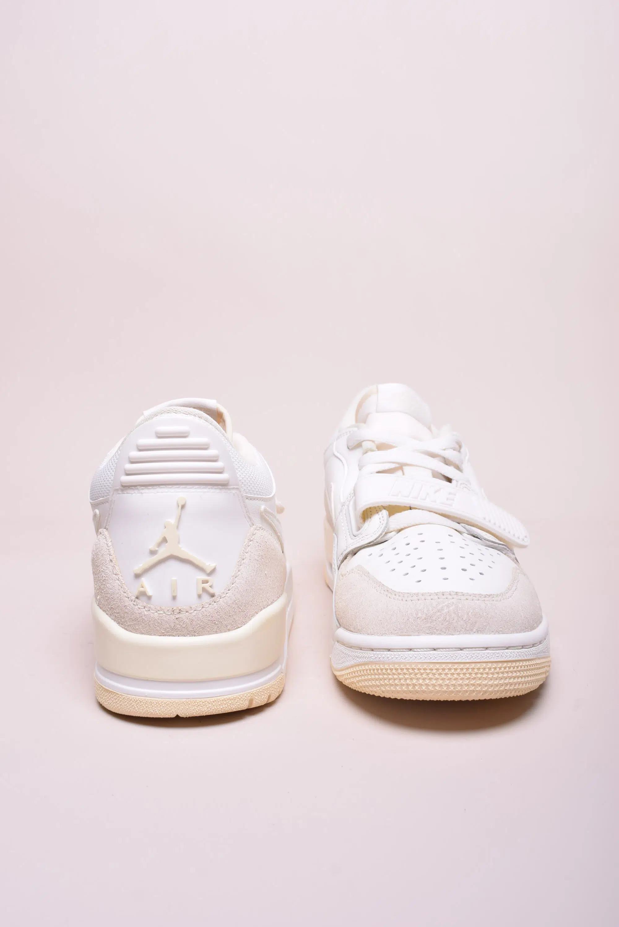 Sneakers barbati Air Jordan Legacy 312 Low [3]