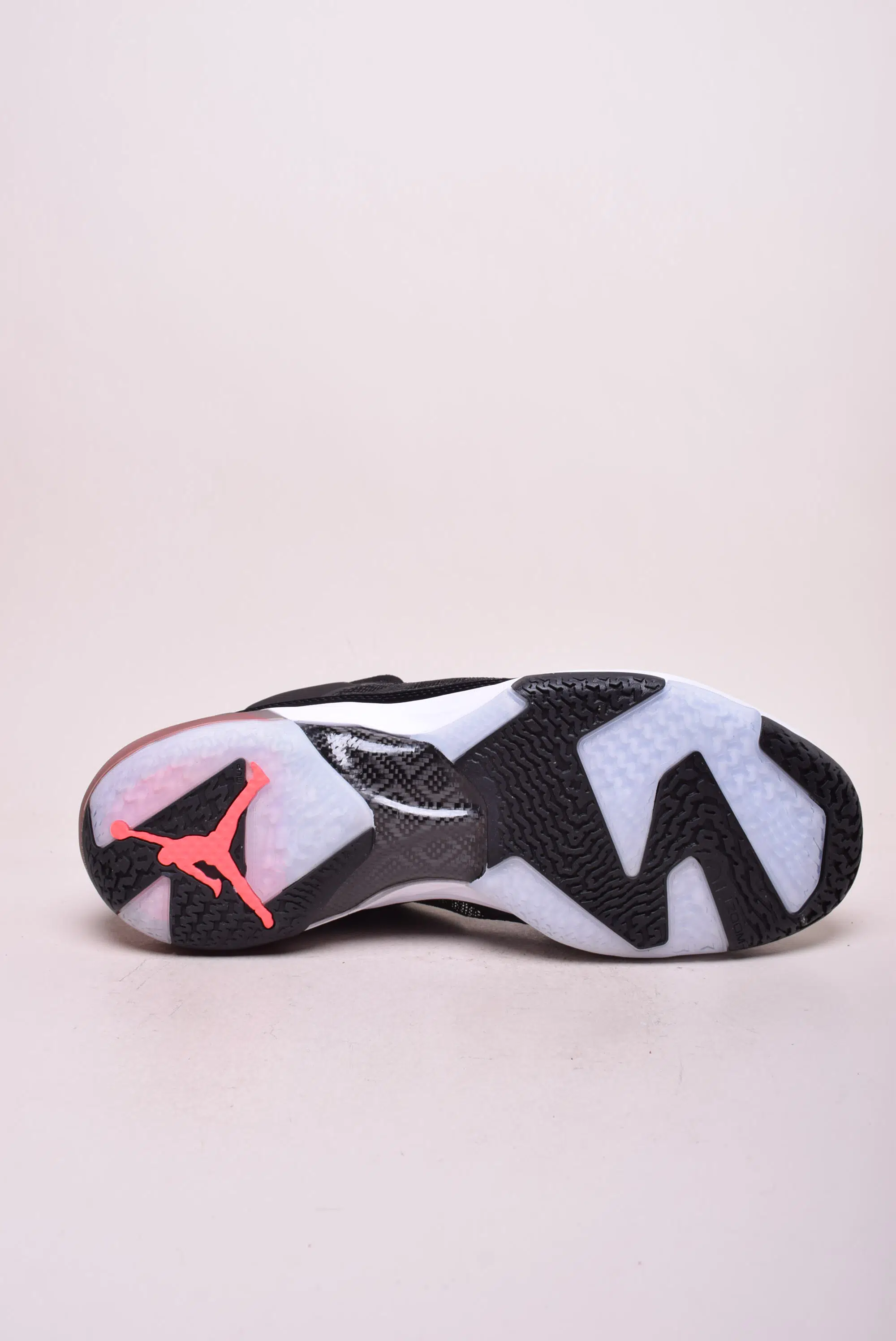 Sneakers barbati Air Jordan XXXVII [2]