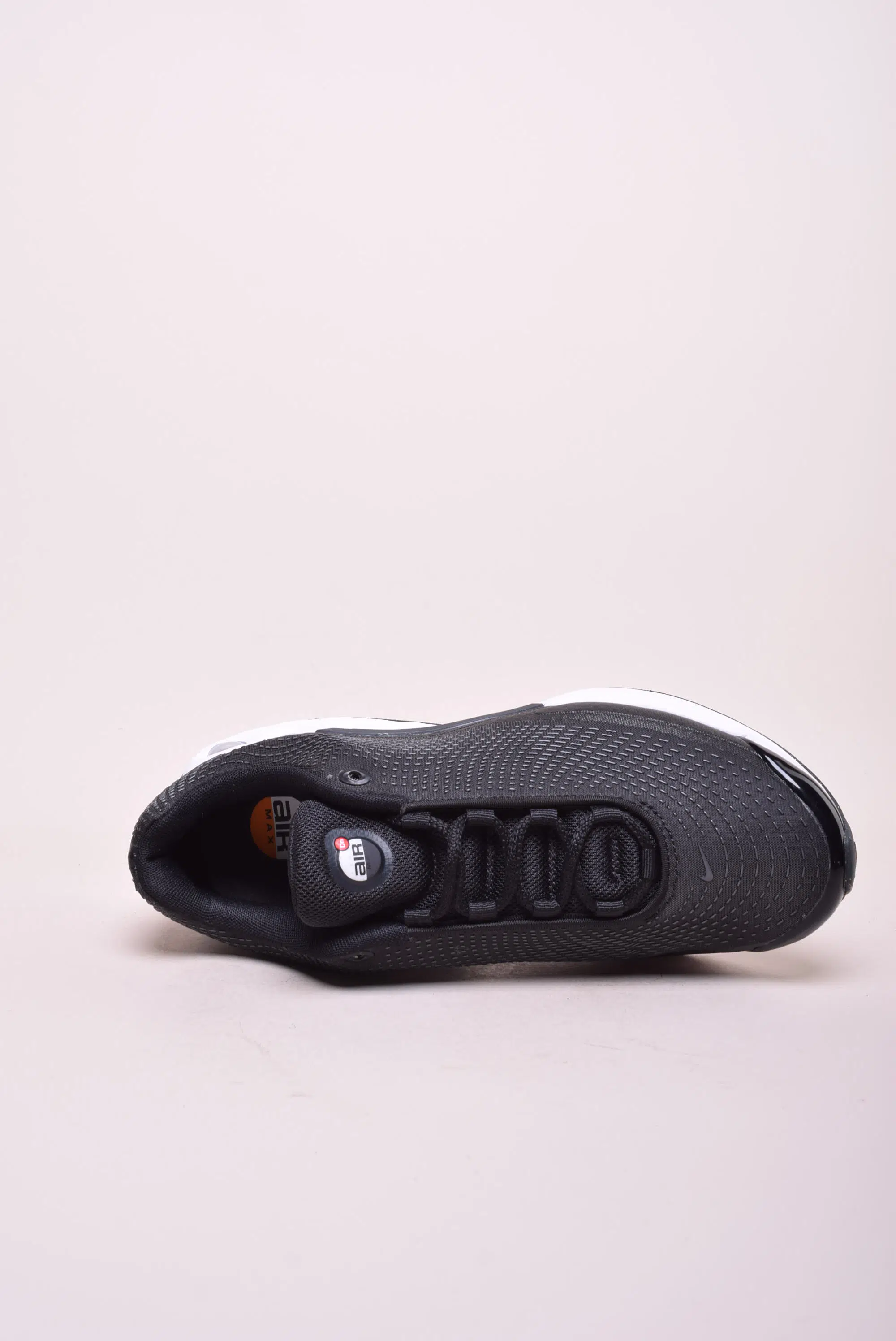 Sneakers barbati Air Max DN [4]