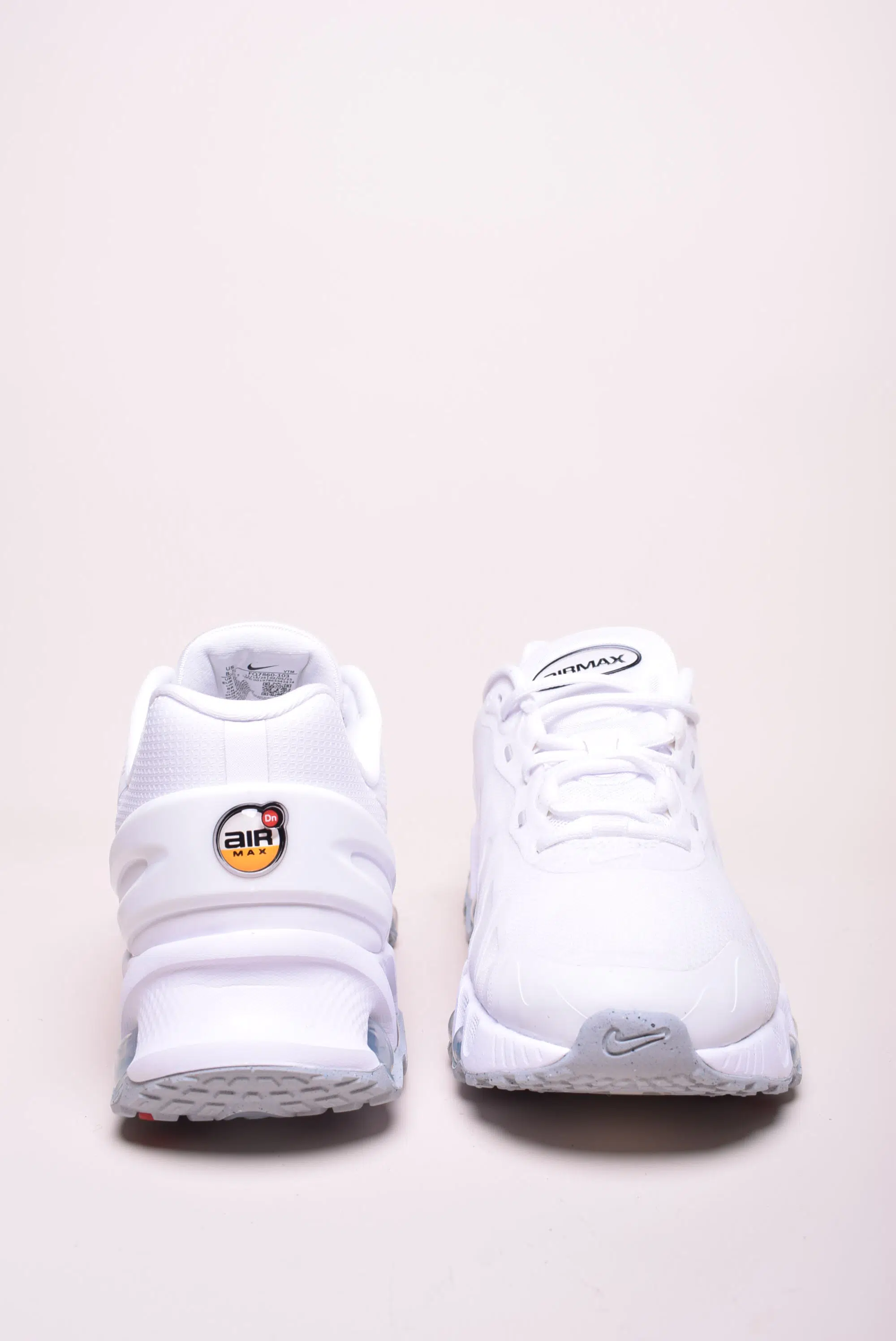 Sneakers barbati Air Max DN8 [3]