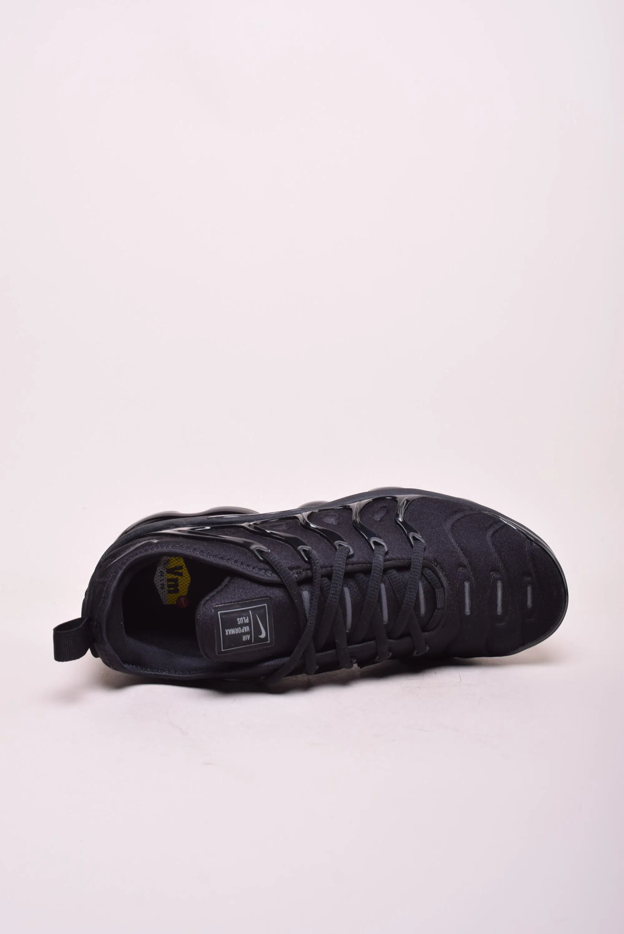 Sneakers barbati Air Vapormax Plus [4]