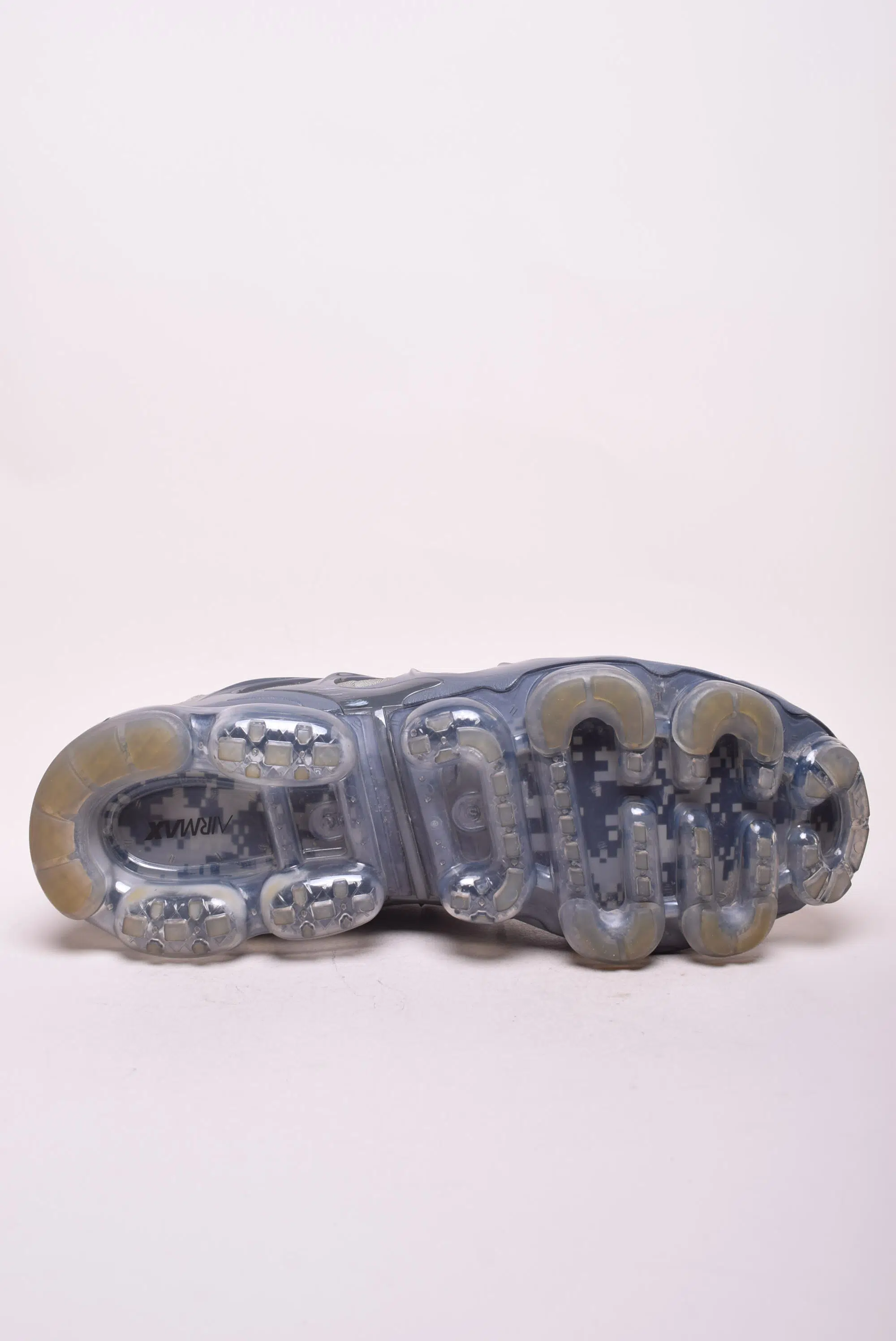 Sneakers barbati Air Vapormax Plus [2]