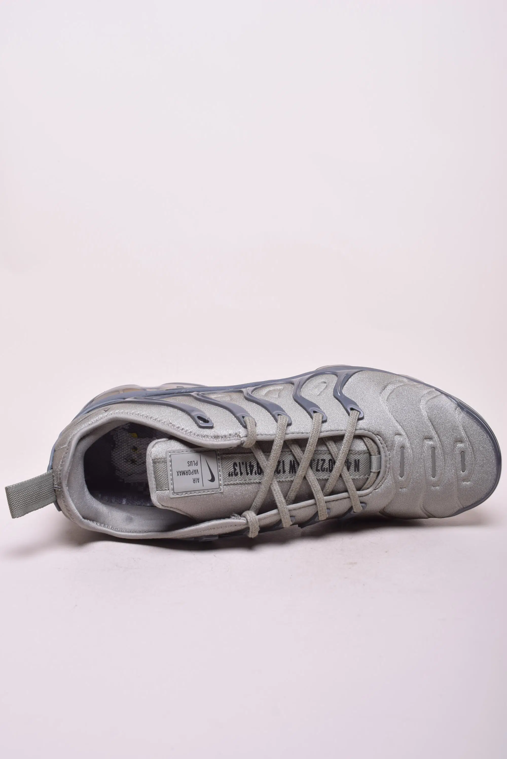 Sneakers barbati Air Vapormax Plus [4]