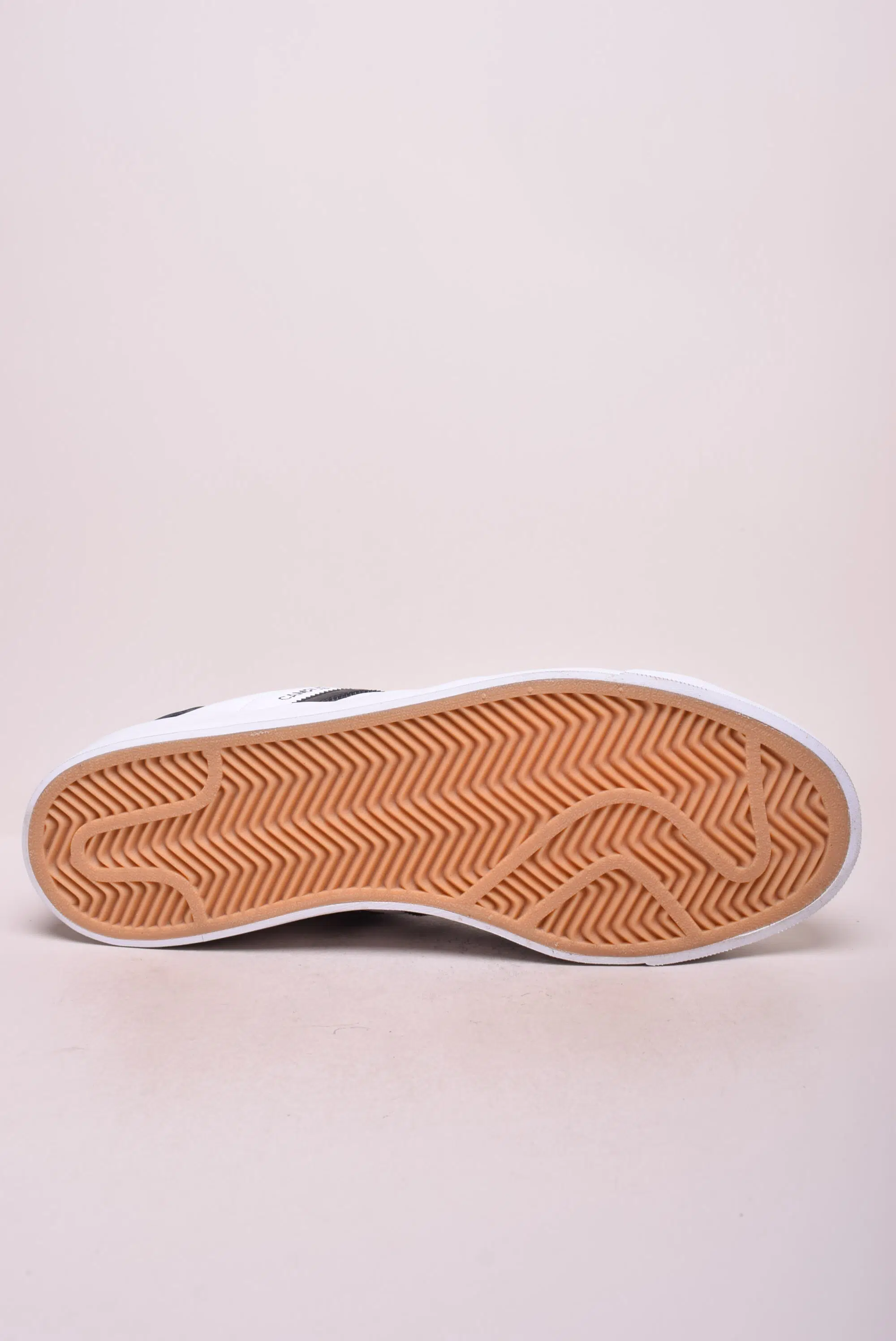 Sneakers barbati Campus Vulc [2]