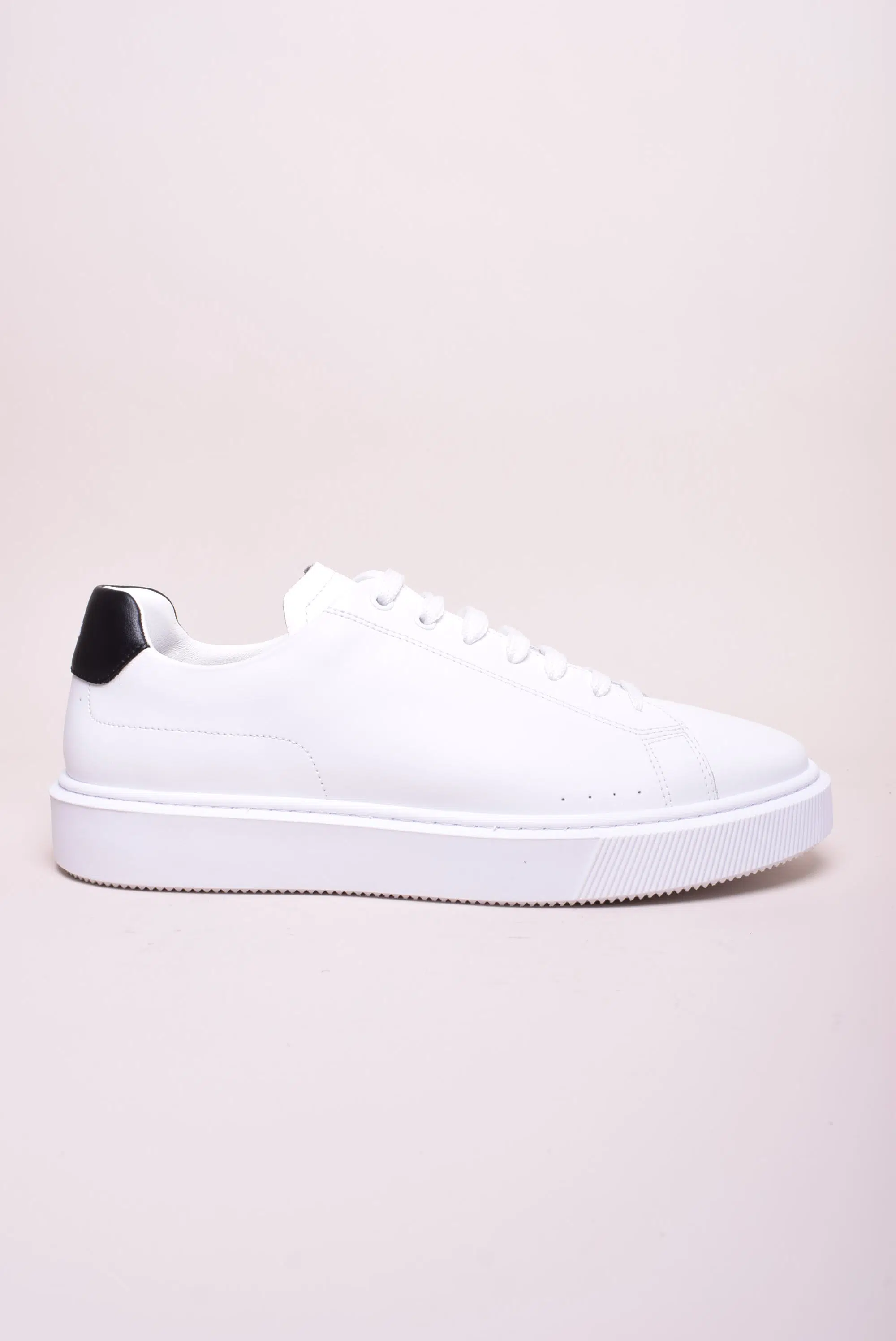 Sneakers barbati Colyn [1]