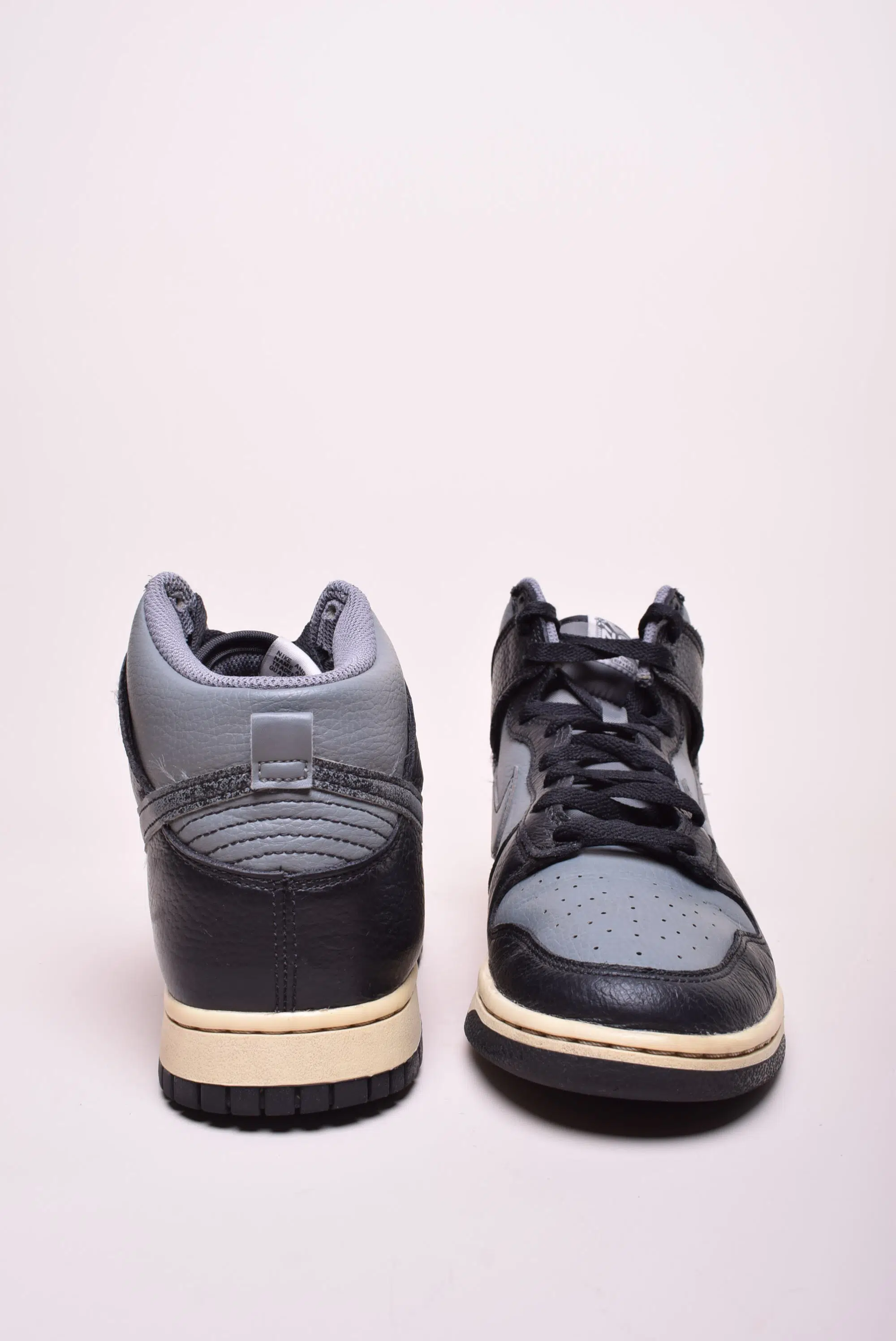 Sneakers barbati Dunk Hi Retro Premium [3]