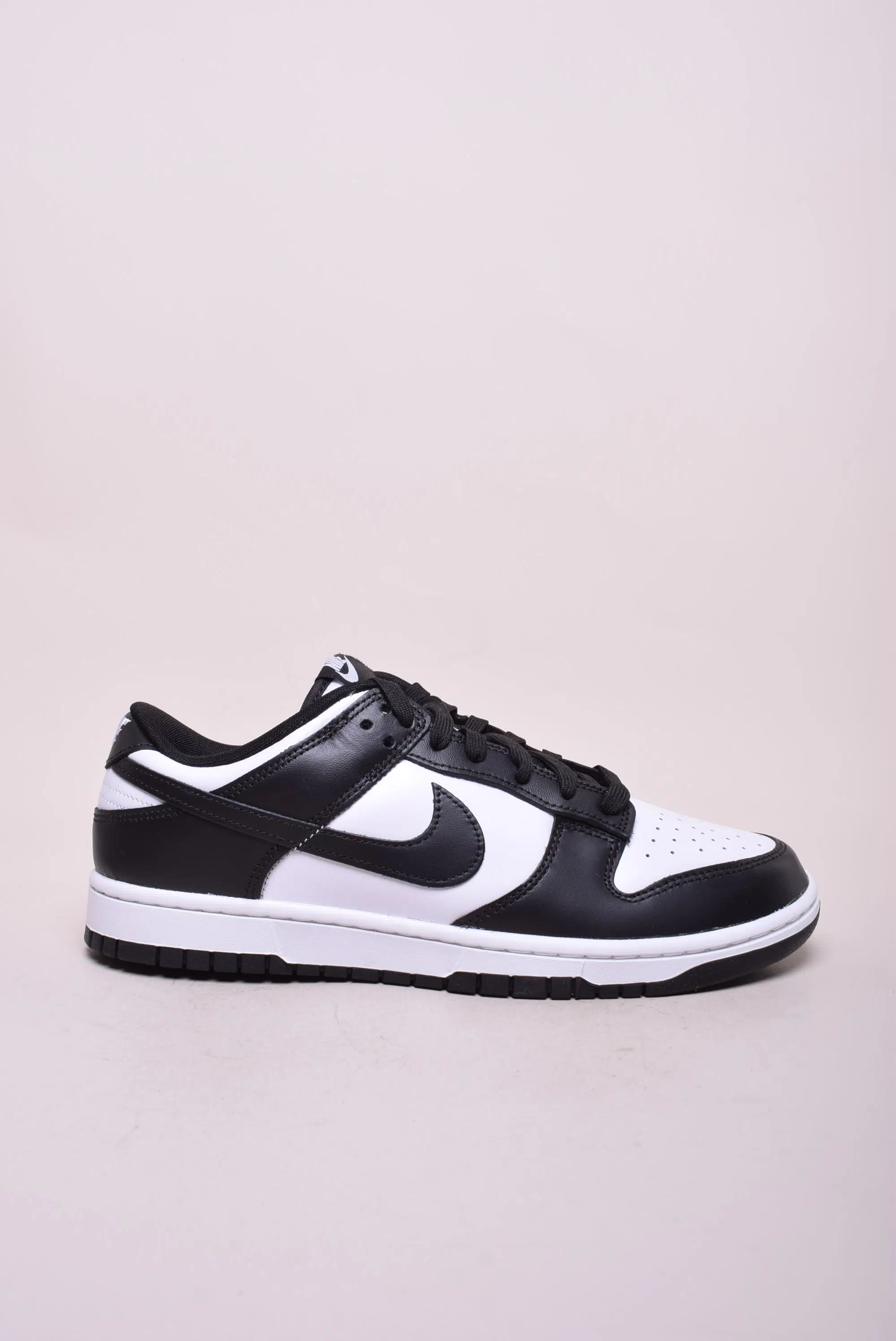 Sneakers barbati Dunk Low