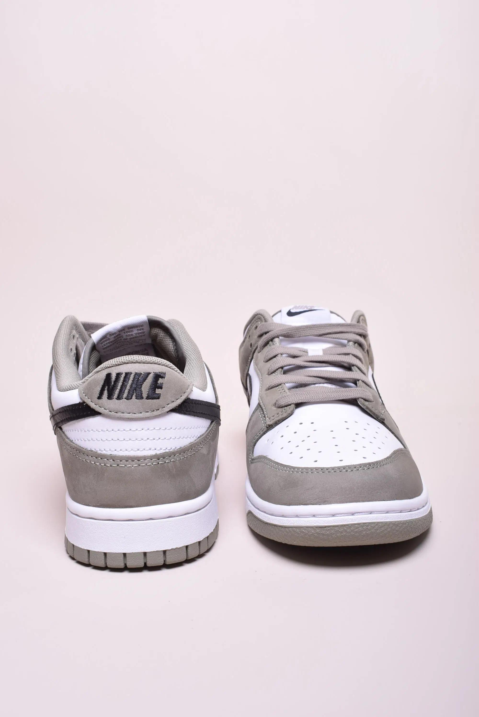 Sneakers barbati Dunk Low [3]