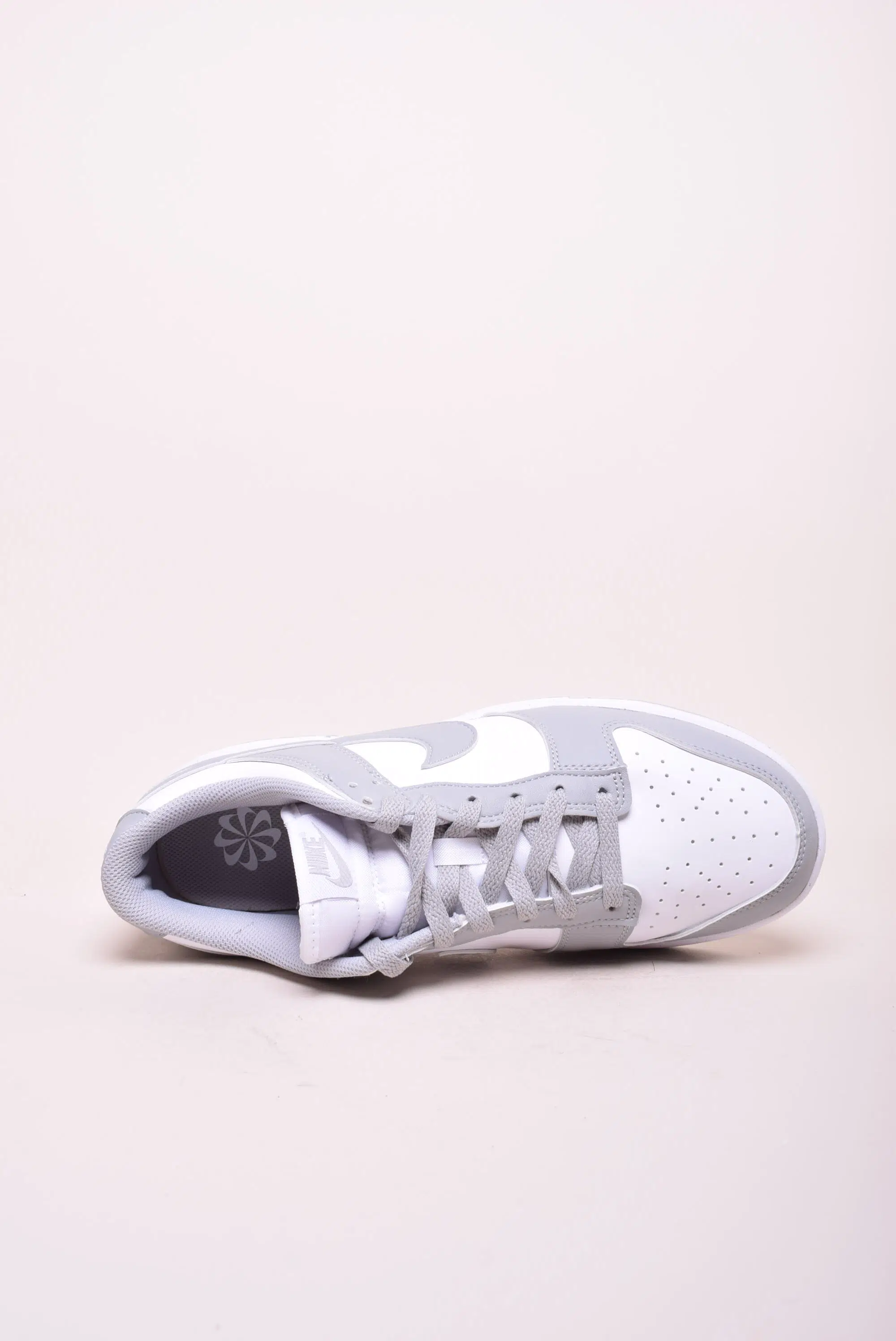 Sneakers barbati Dunk Low Next Nature [4]