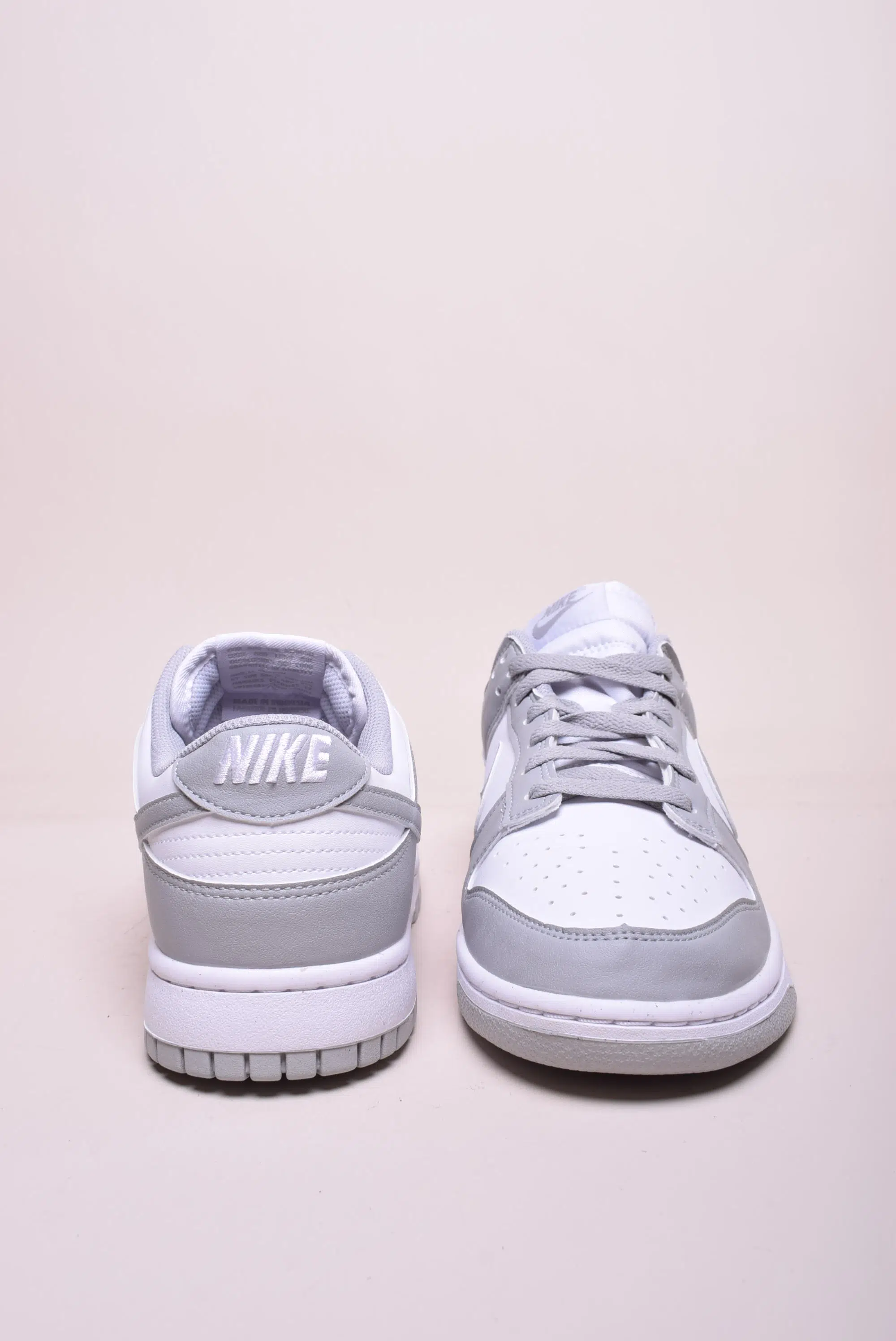 Sneakers barbati Dunk Low Next Nature [3]