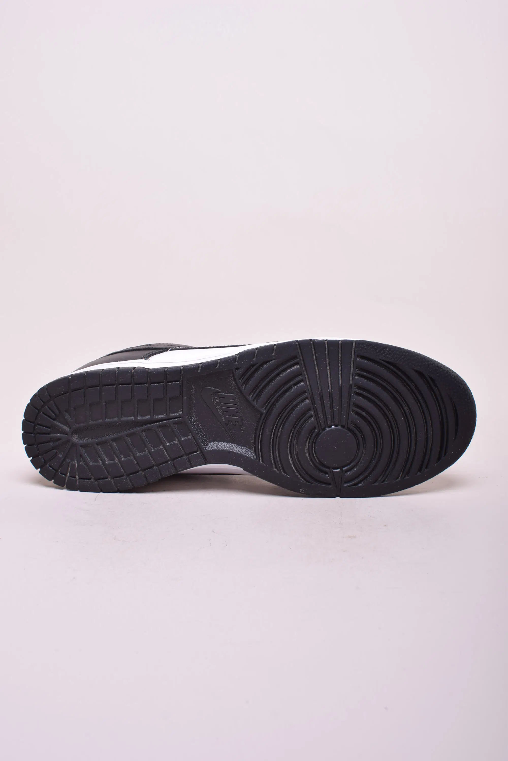 Sneakers barbati Dunk Low Retro [2]