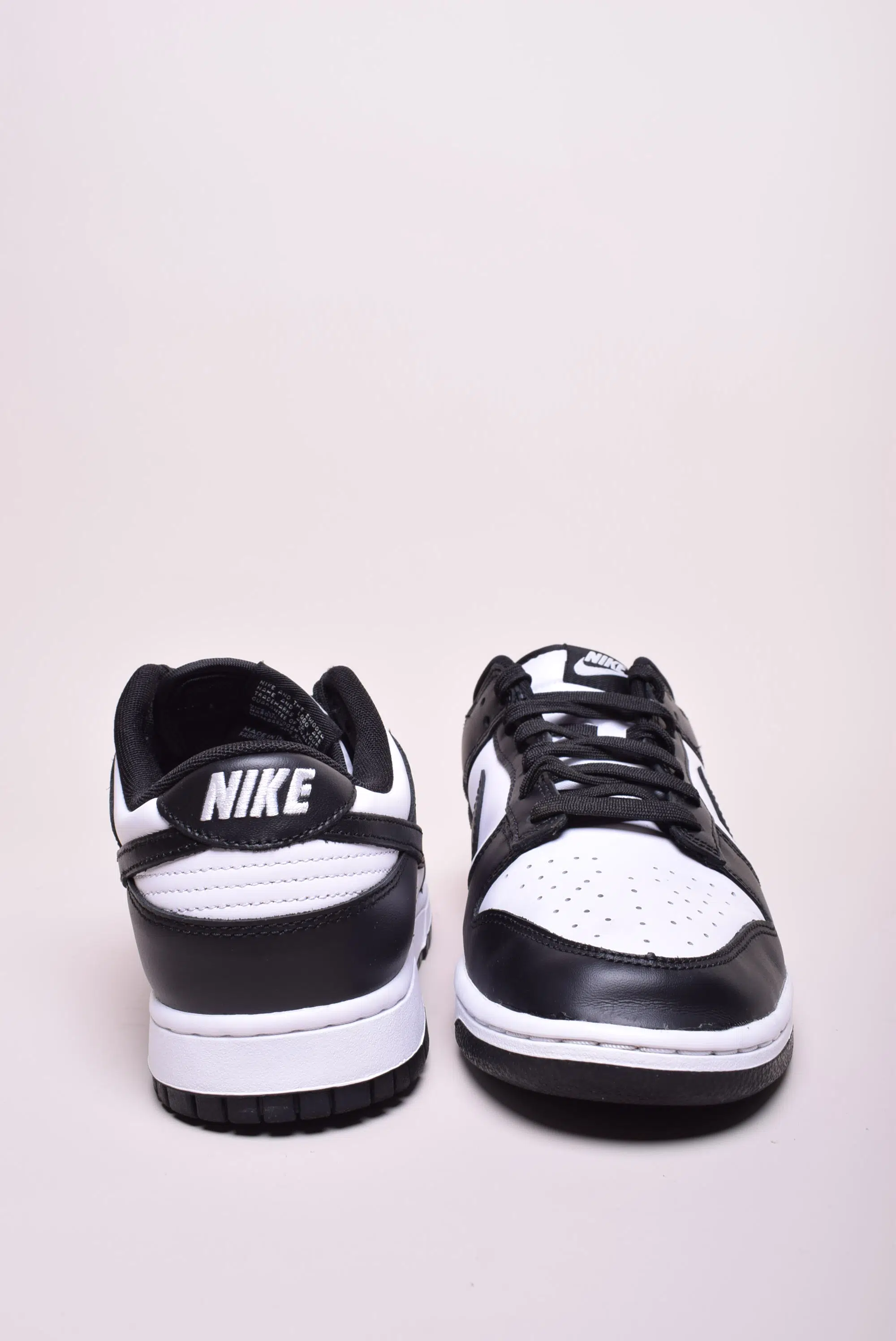 Sneakers barbati Dunk Low Retro [3]