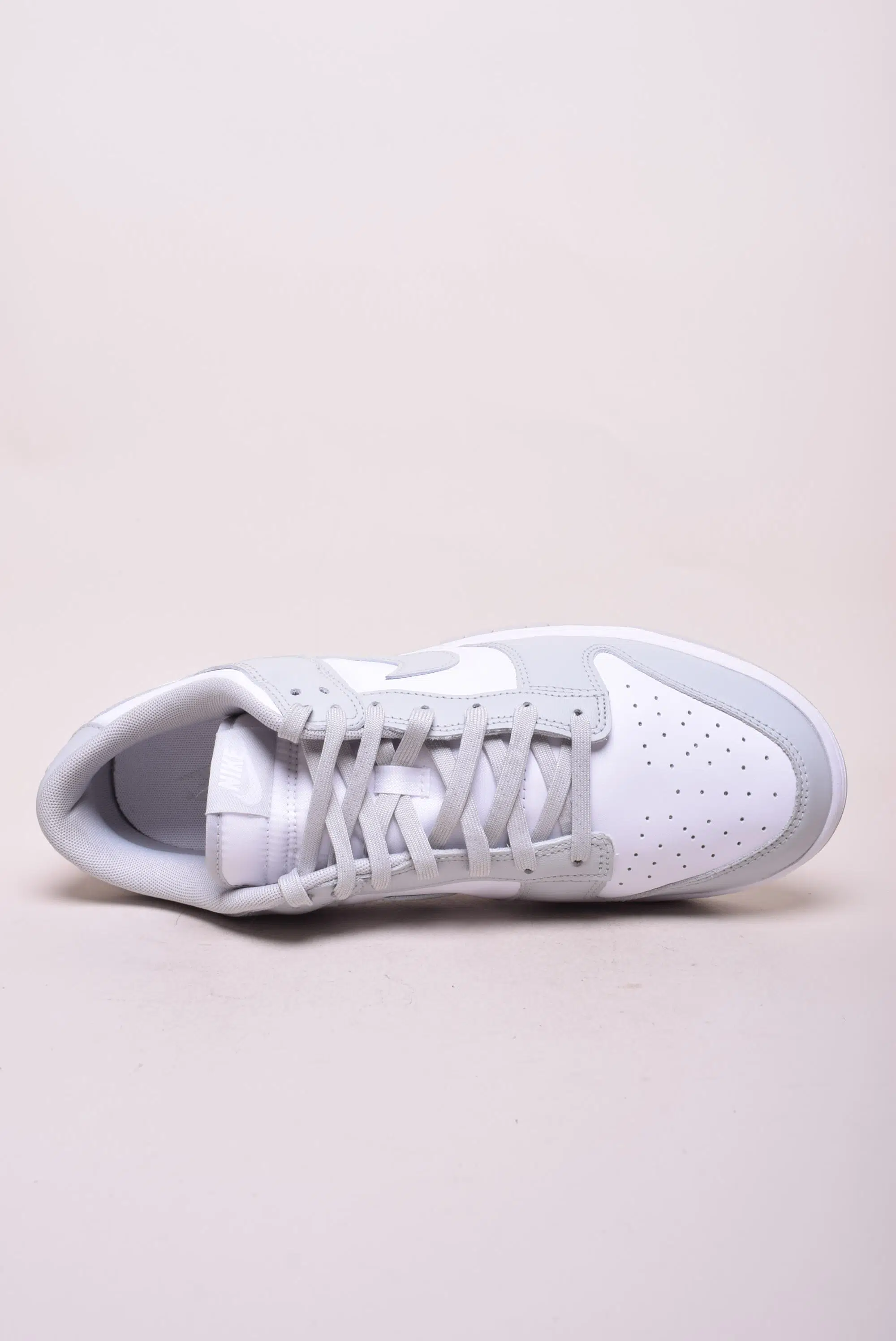 Sneakers barbati Dunk Low Retro [4]