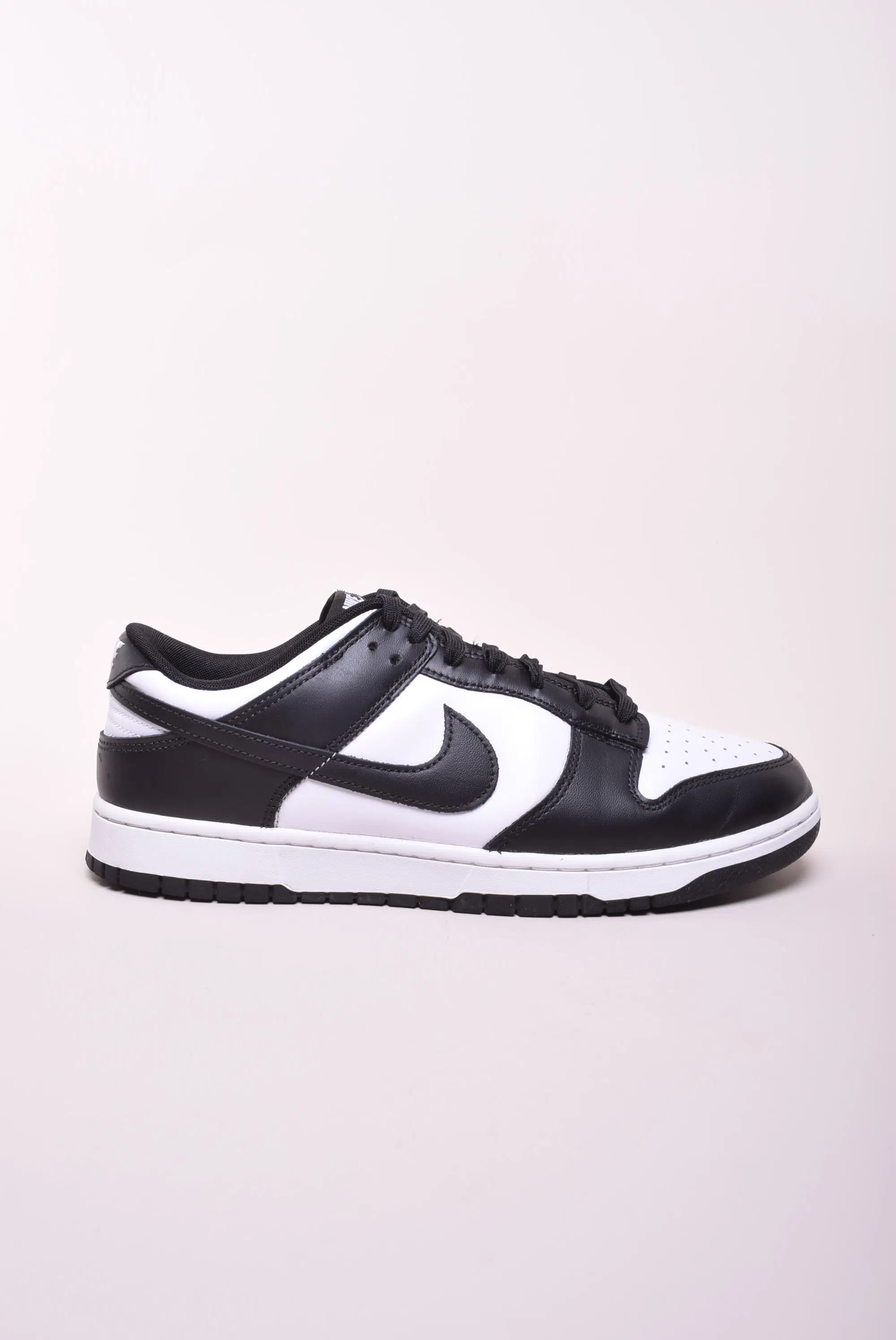 Sneakers barbati Dunk Low Retro Panda