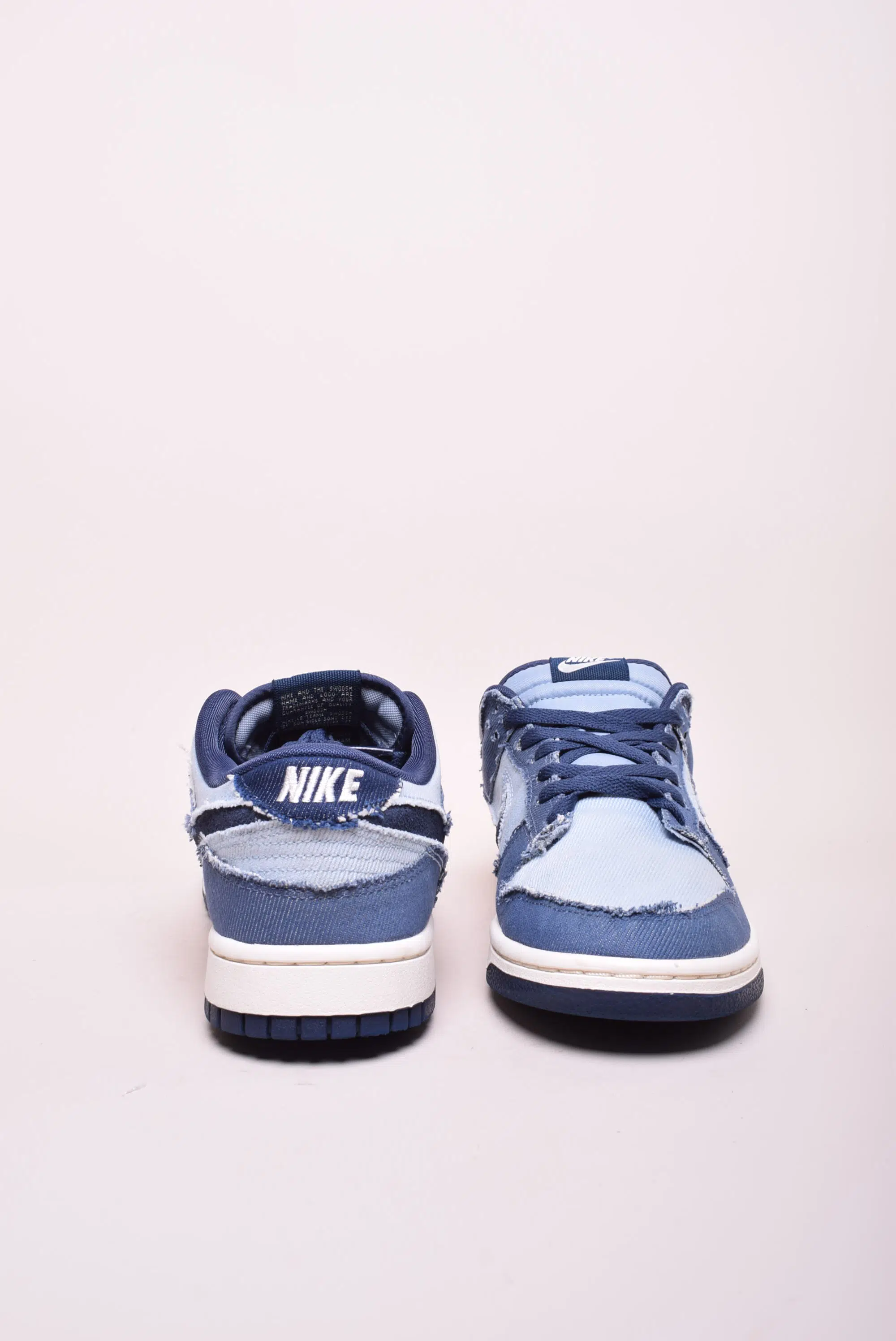 Sneakers barbati Dunk Low Retro SE [3]