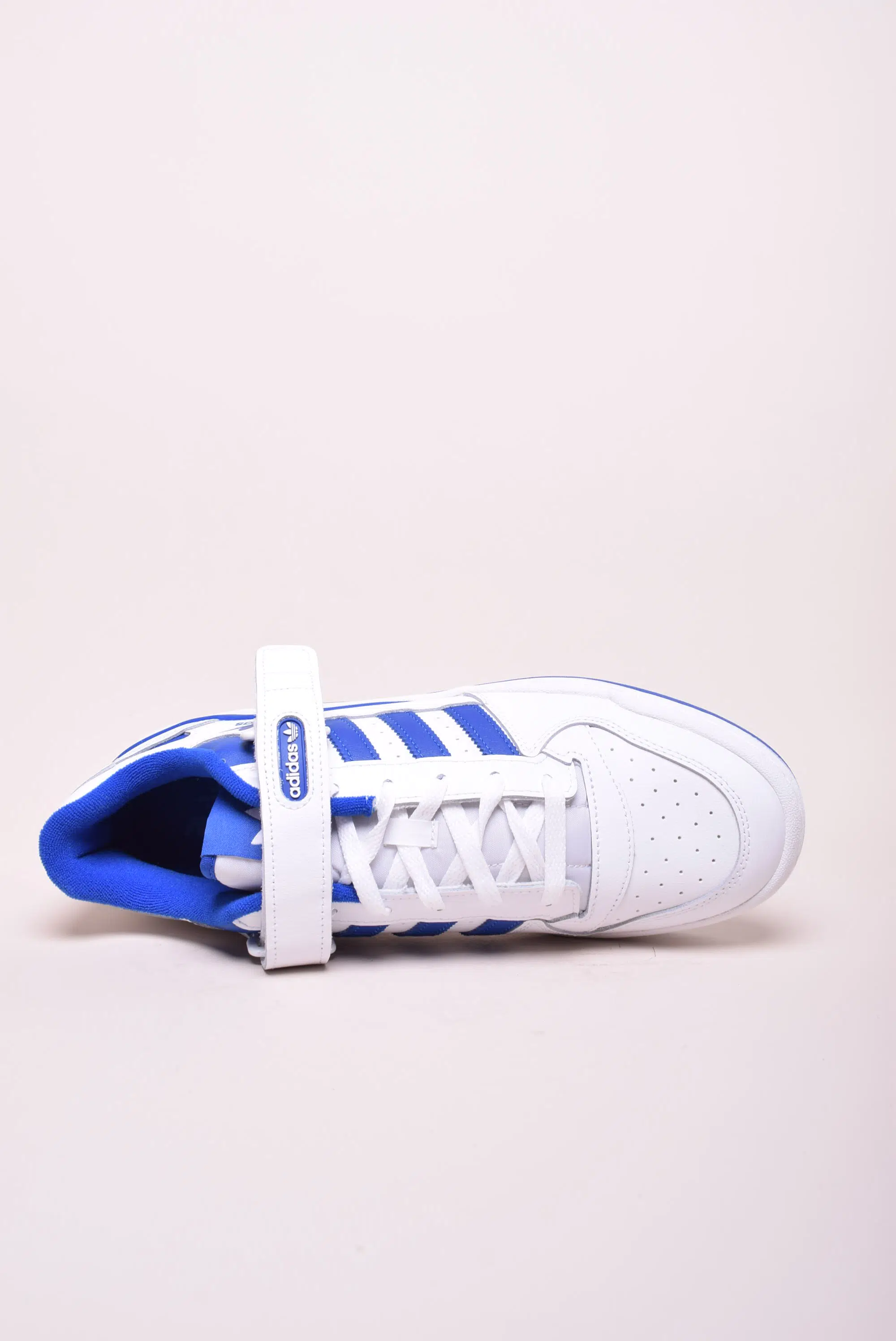 Sneakers barbati Forum Low [4]