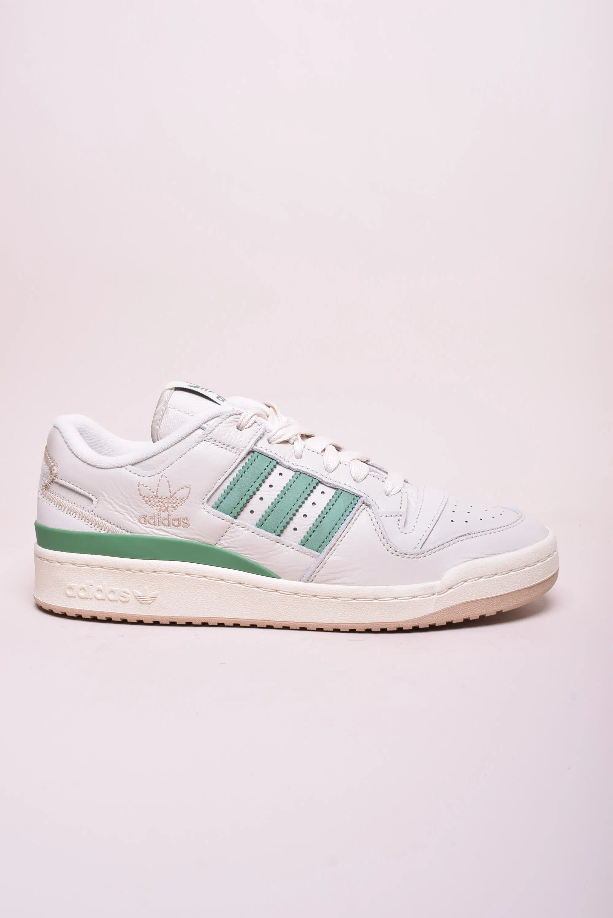 Sneakers barbati Forum Low [1]