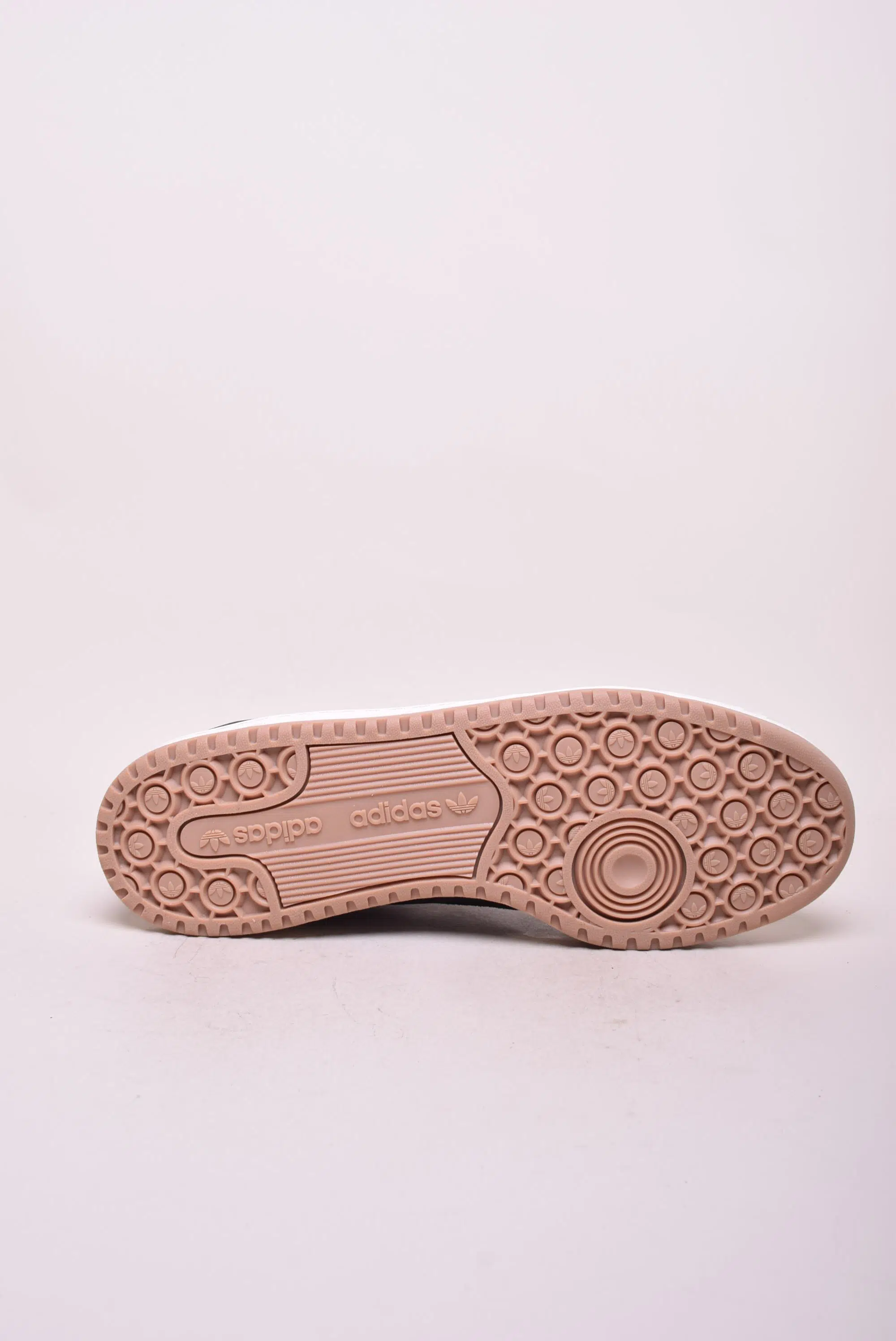 Sneakers barbati Forum Low [2]