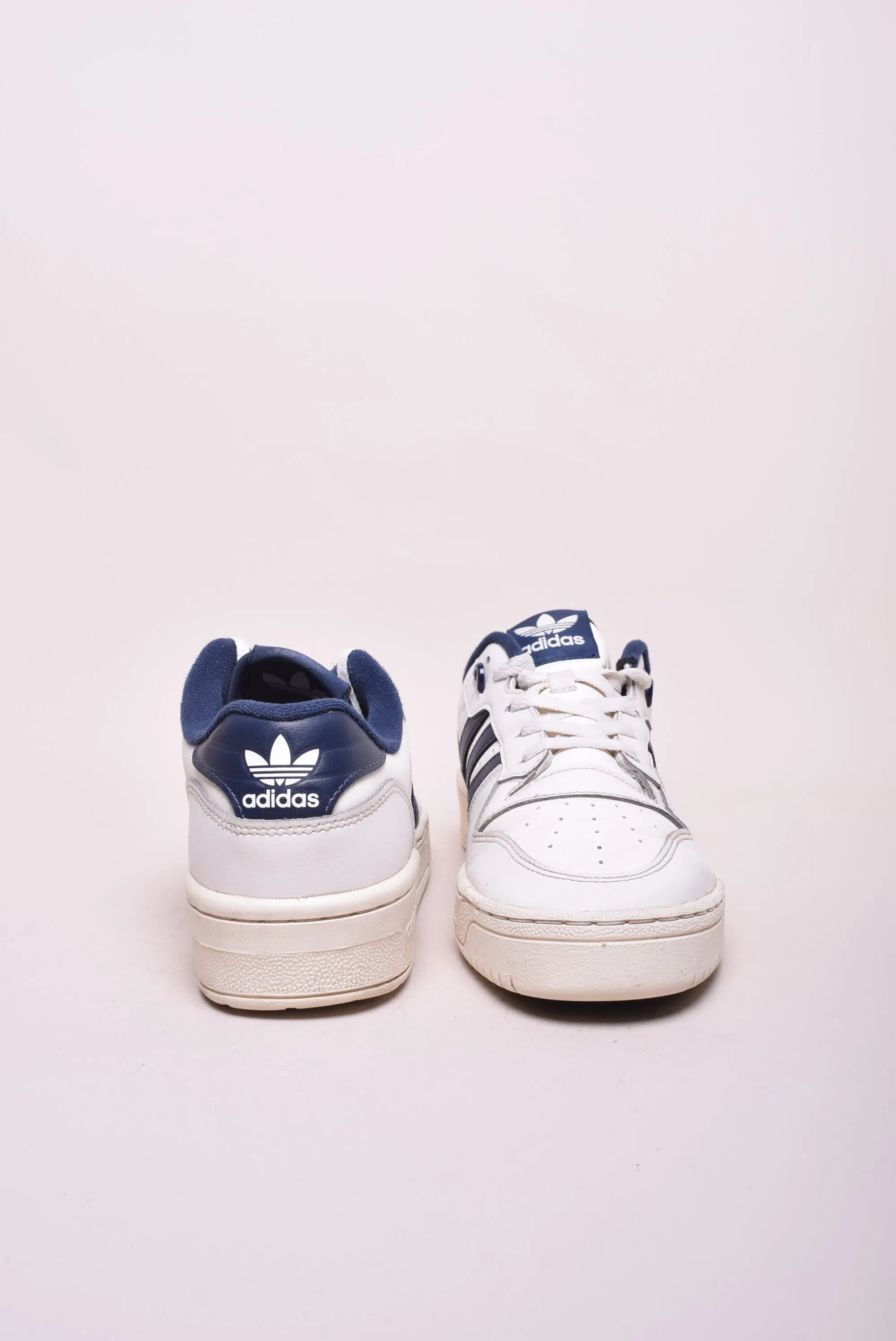 Sneakers barbati Forum Low [3]