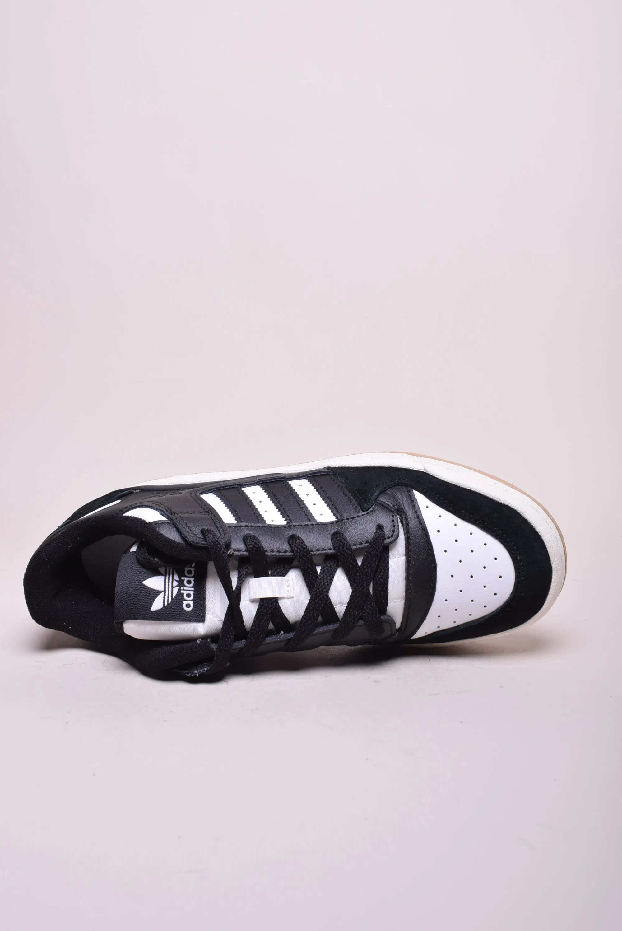 Sneakers barbati Forum Low [4]