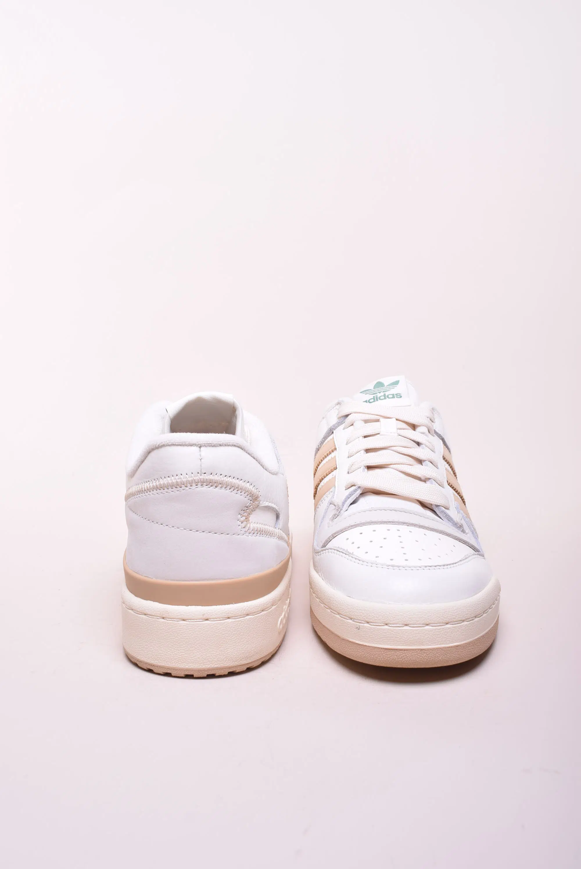 Sneakers barbati Forum Low [3]