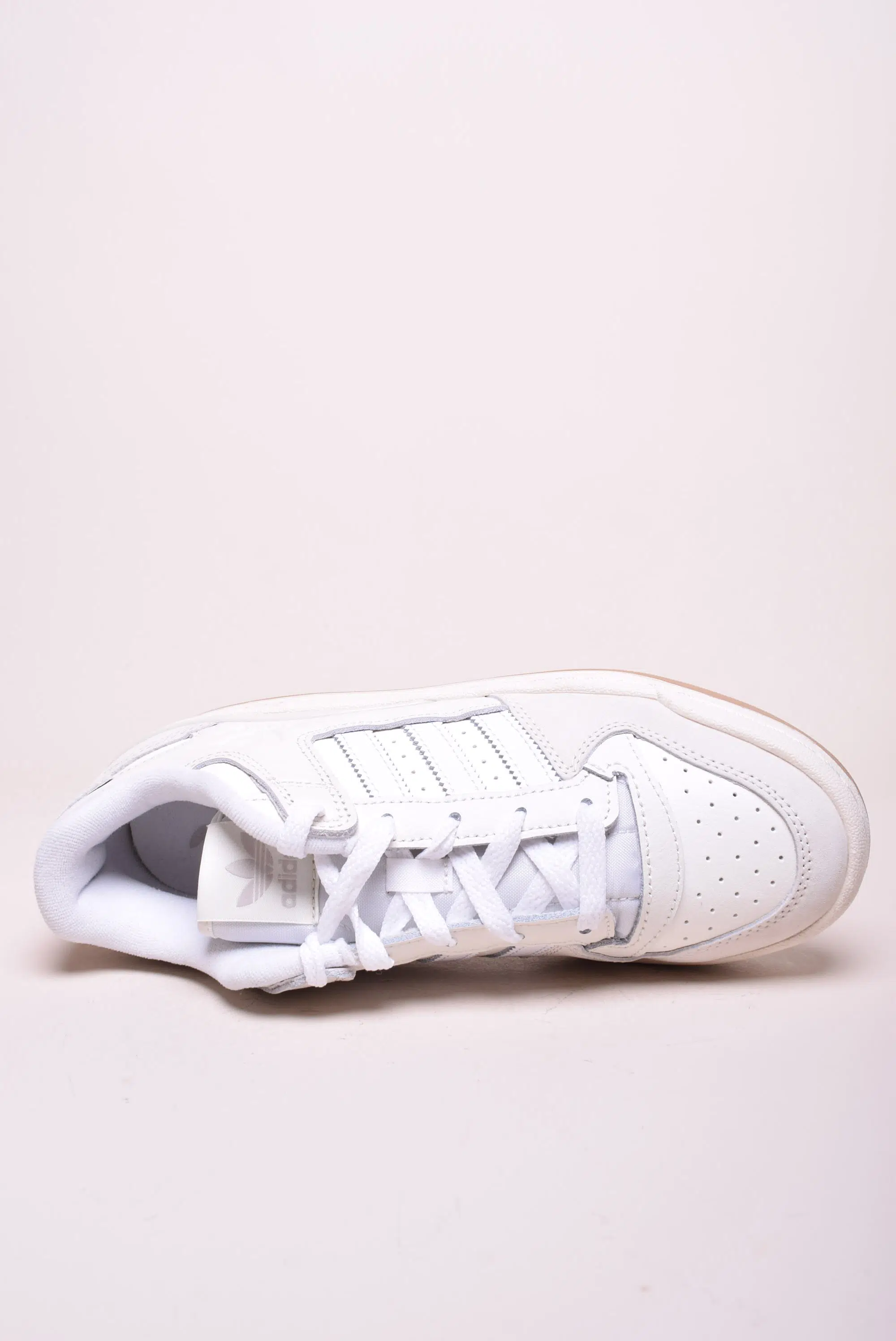 Sneakers barbati Forum Low [4]