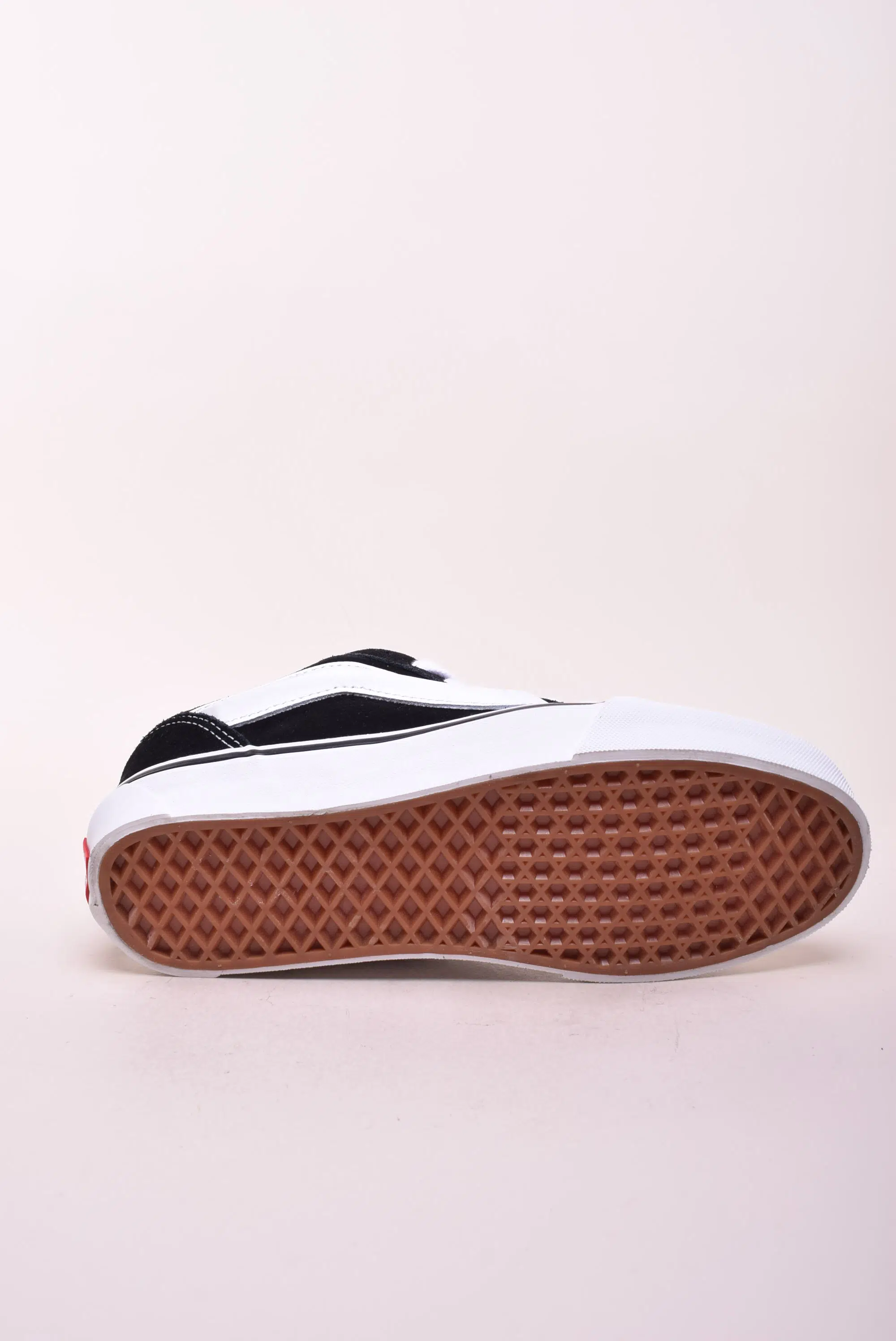 Sneakers barbati Knu Skool [2]