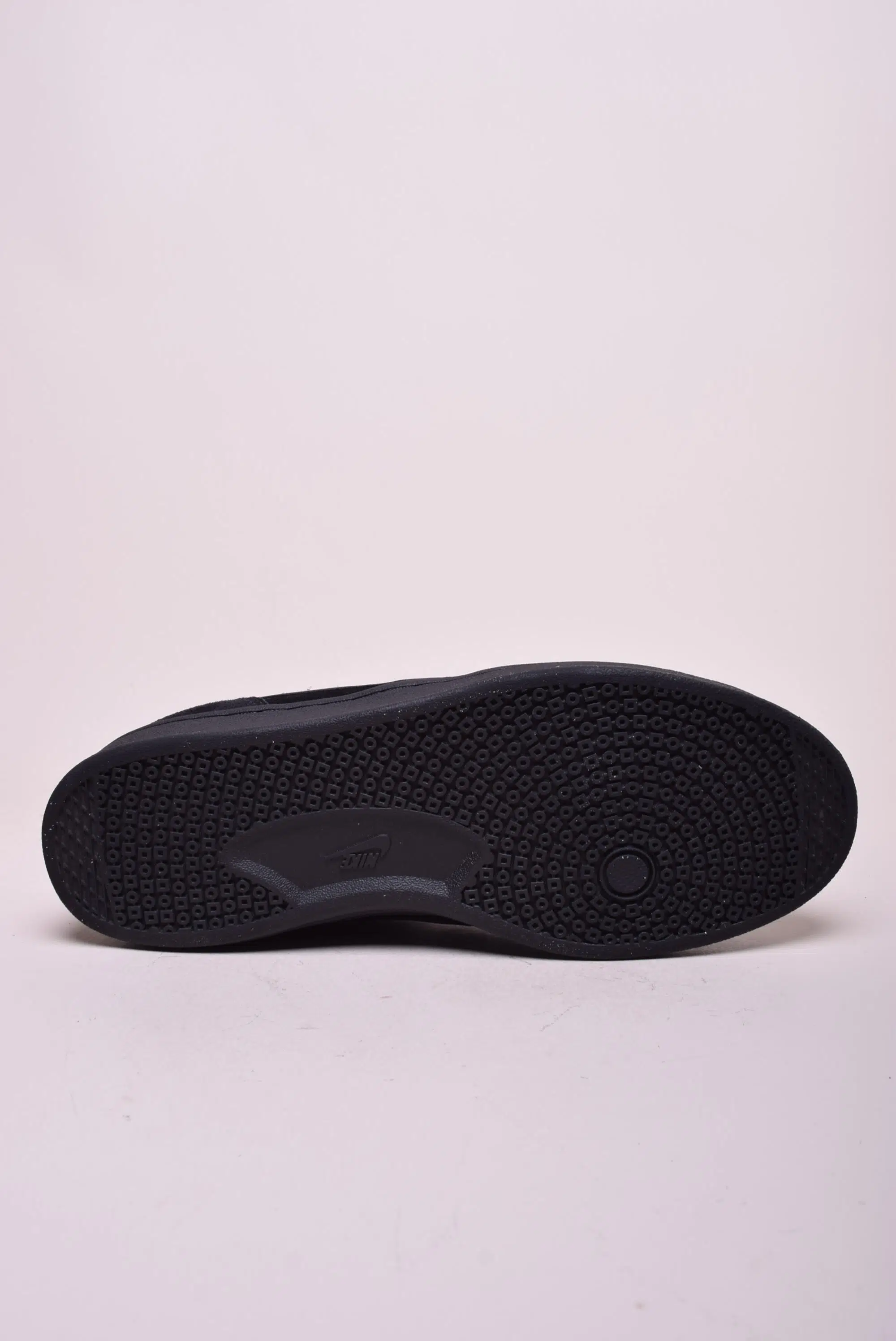 Sneakers barbati SB FC Classic [2]