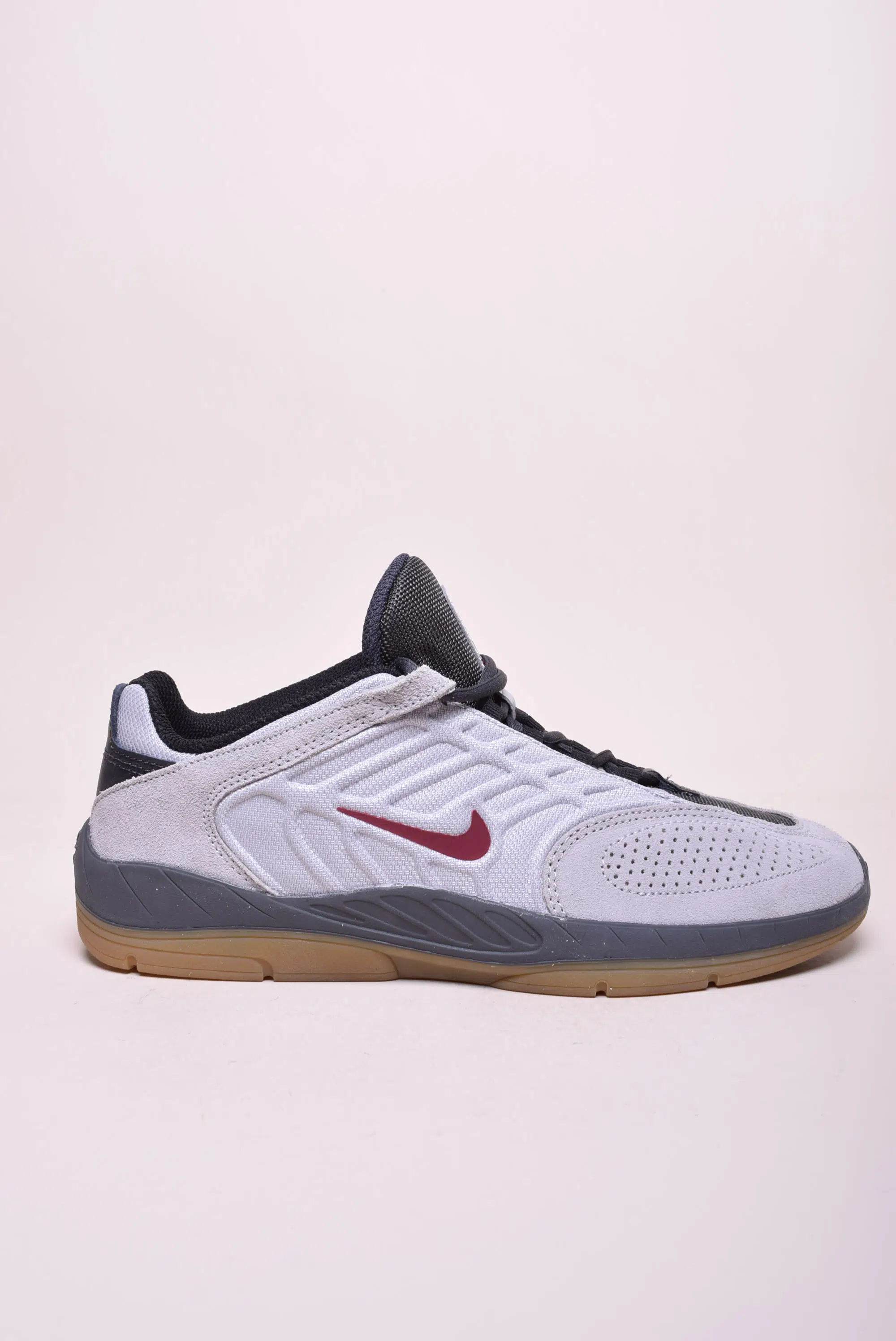 Adidasi barbati SB Vertebrae