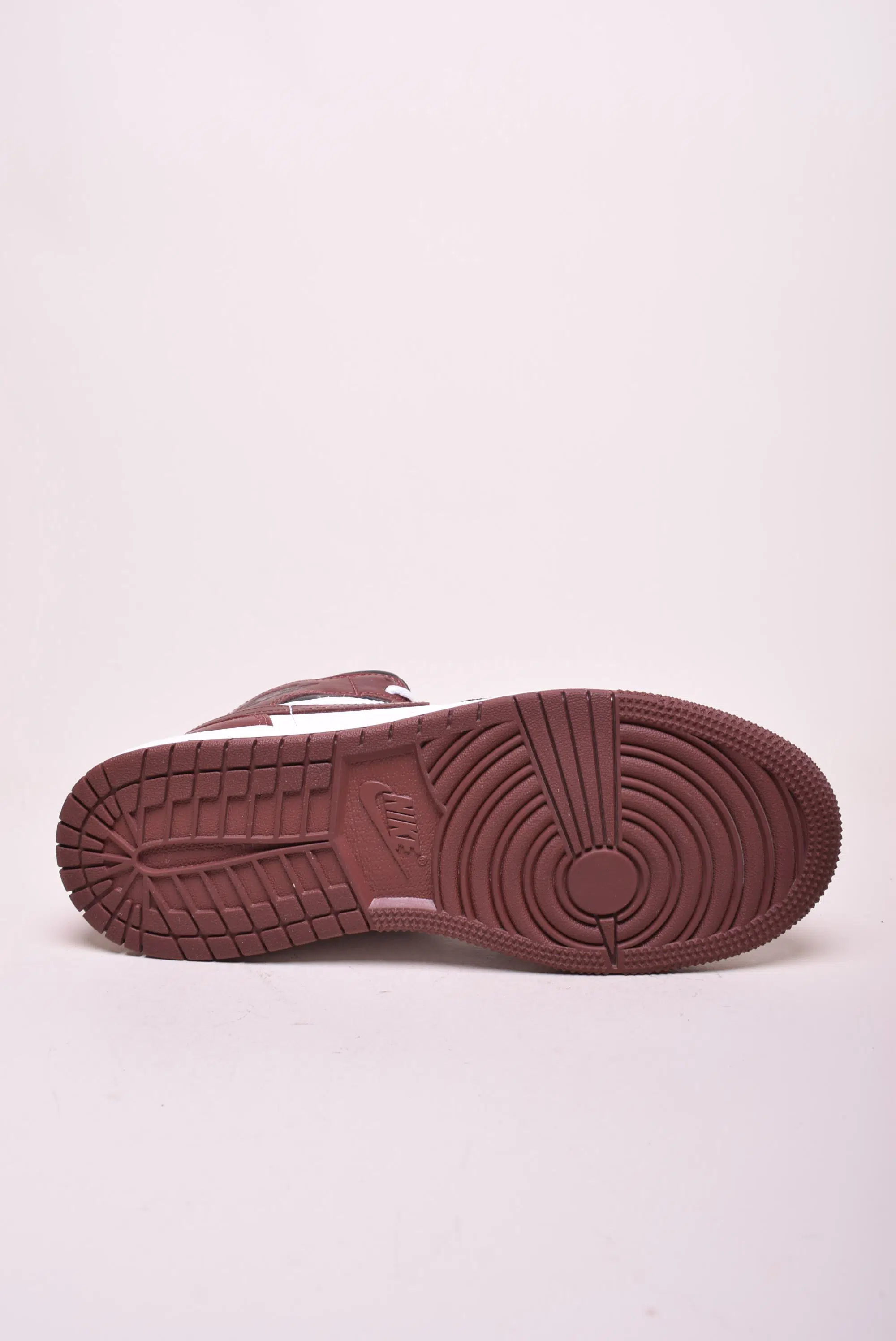 Sneakers copii Air Jordan 1 Mid [2]