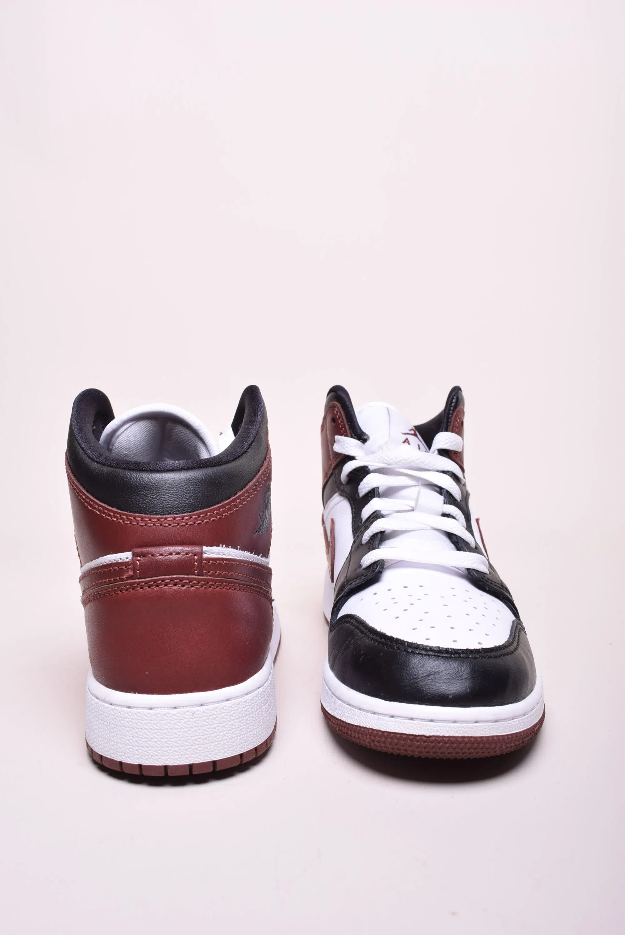 Sneakers copii Air Jordan 1 Mid [3]