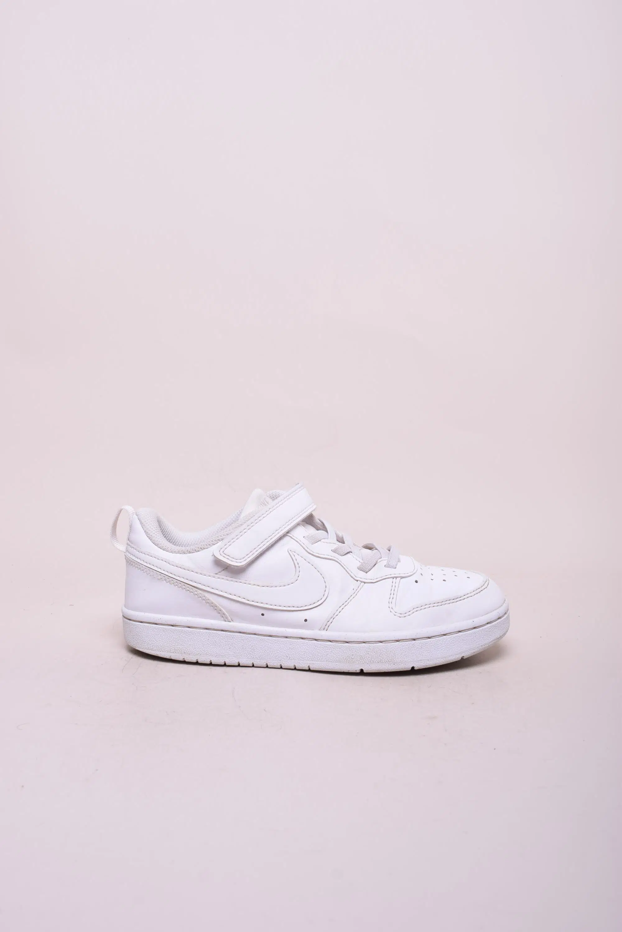 Adidasi copii Court Bourough Low 2