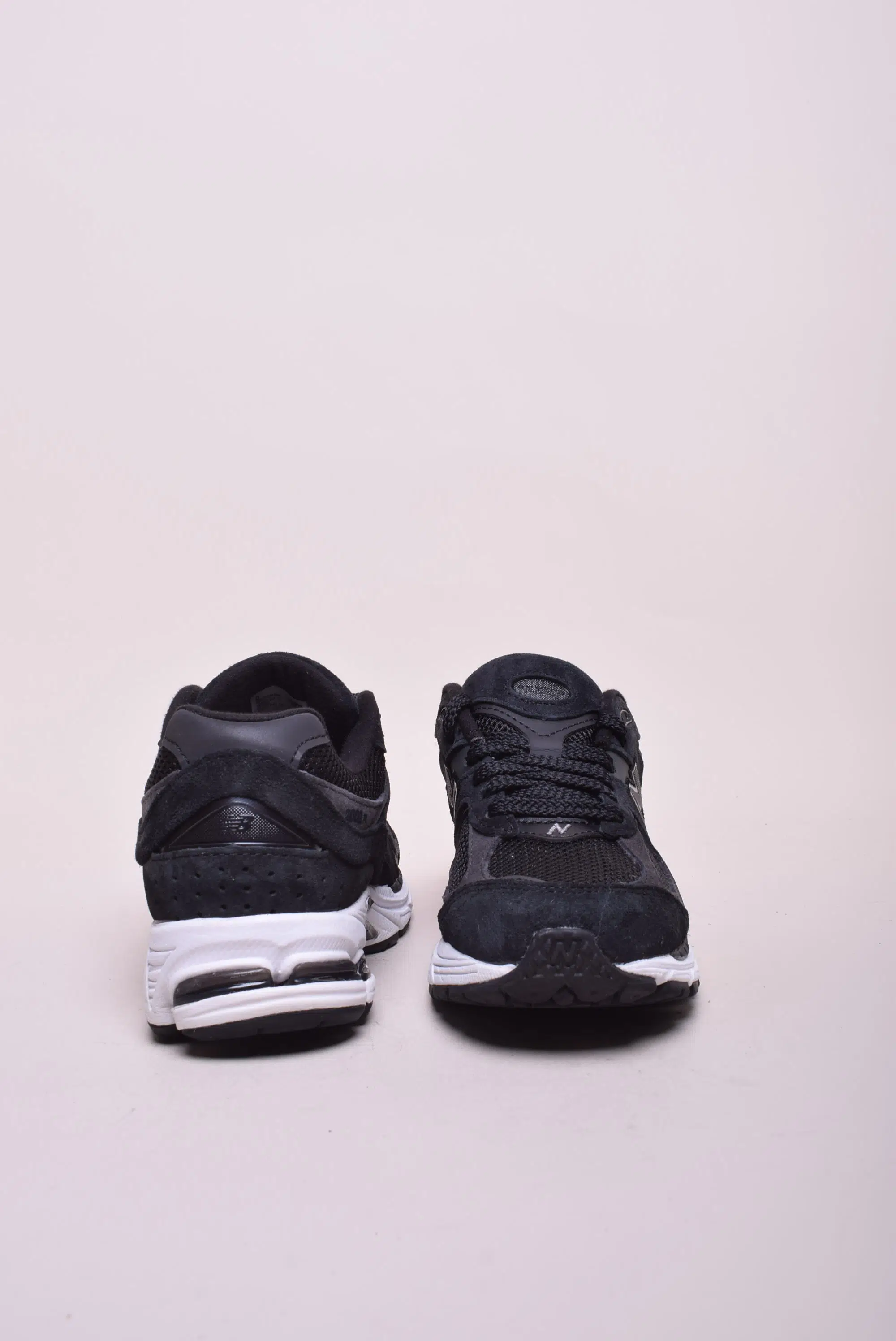 Sneakers dama 2002R [3]