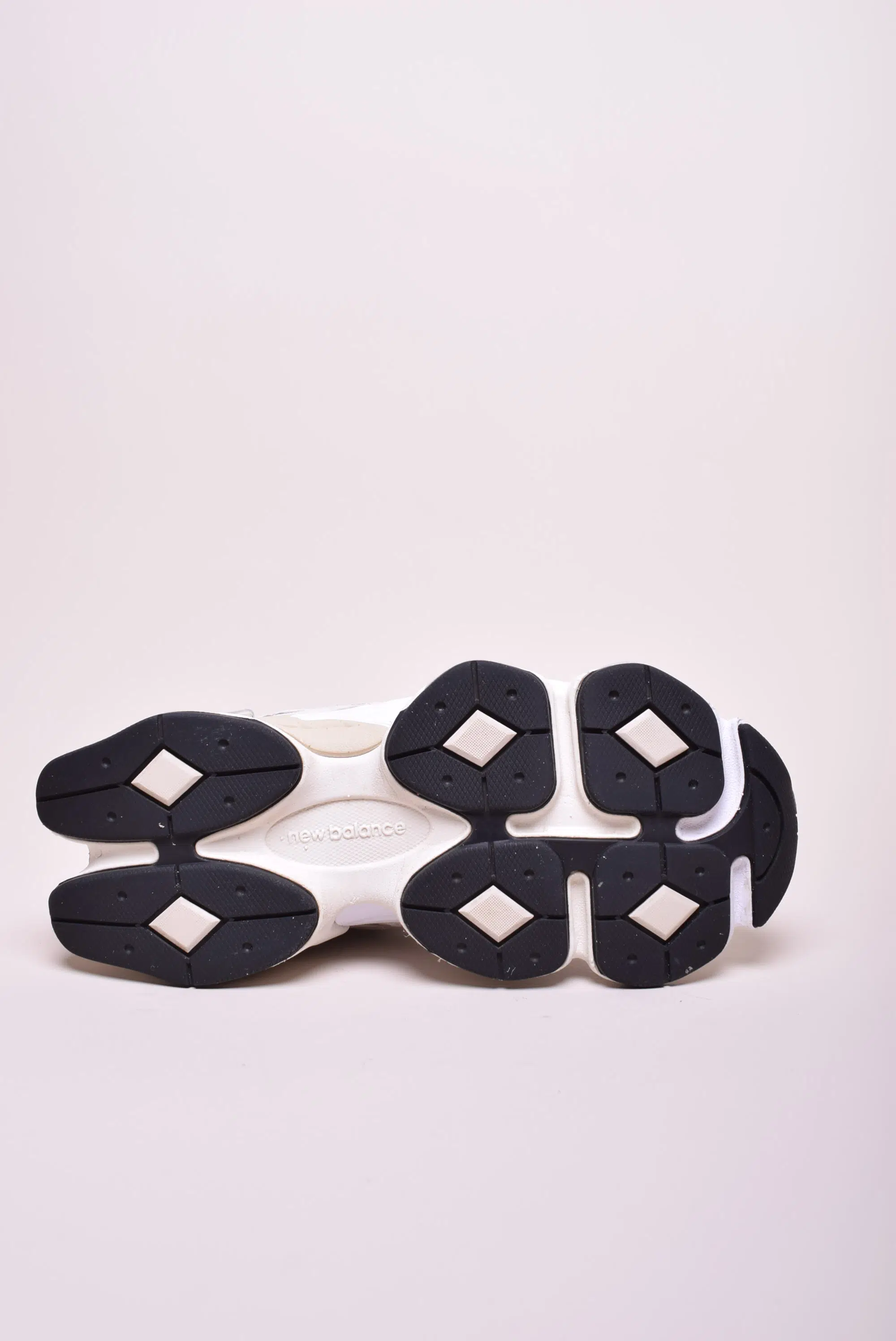 Sneakers dama 9060 [2]
