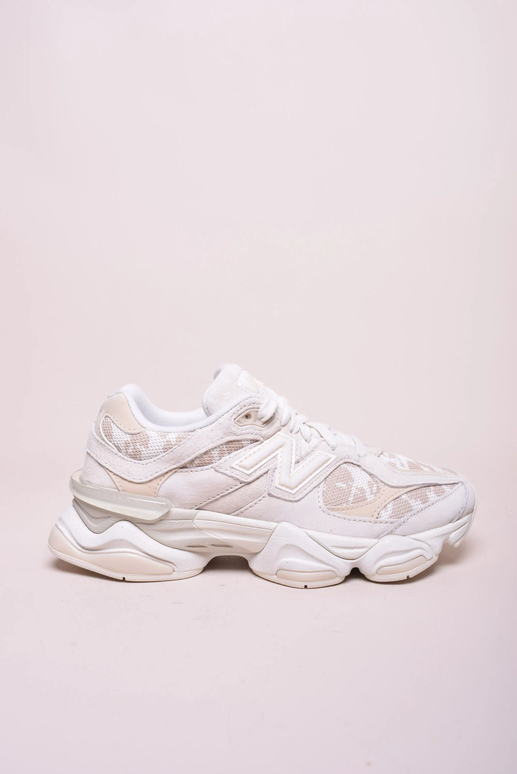 Sneakers dama 9060
