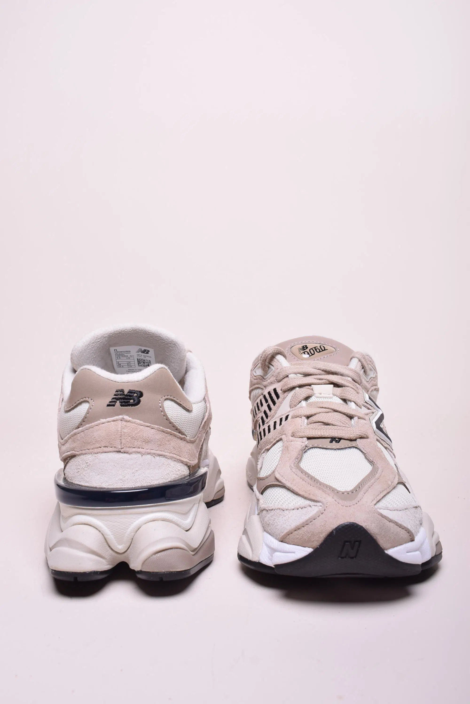 Sneakers dama 9060 [3]