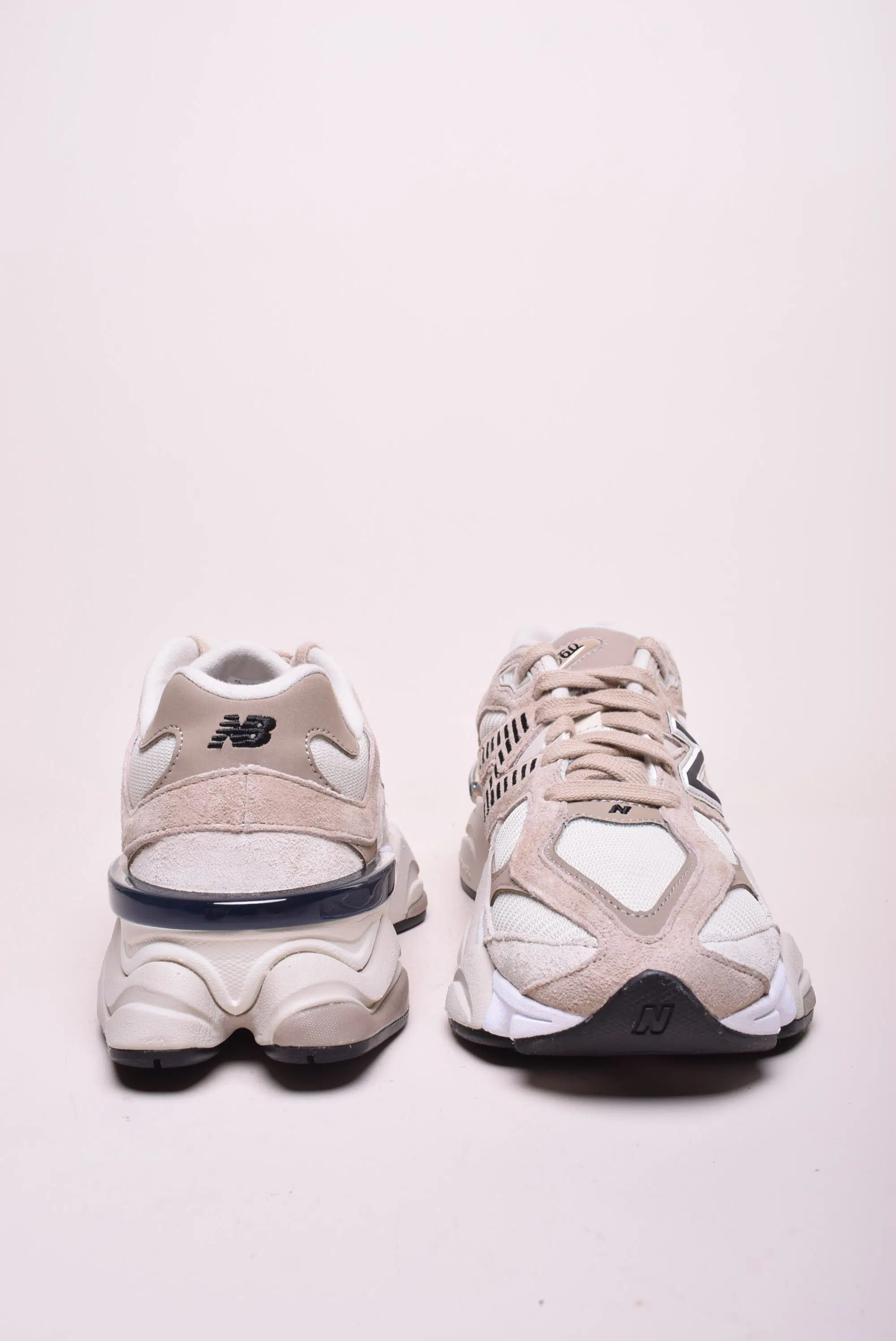 Sneakers dama 9060 [3]