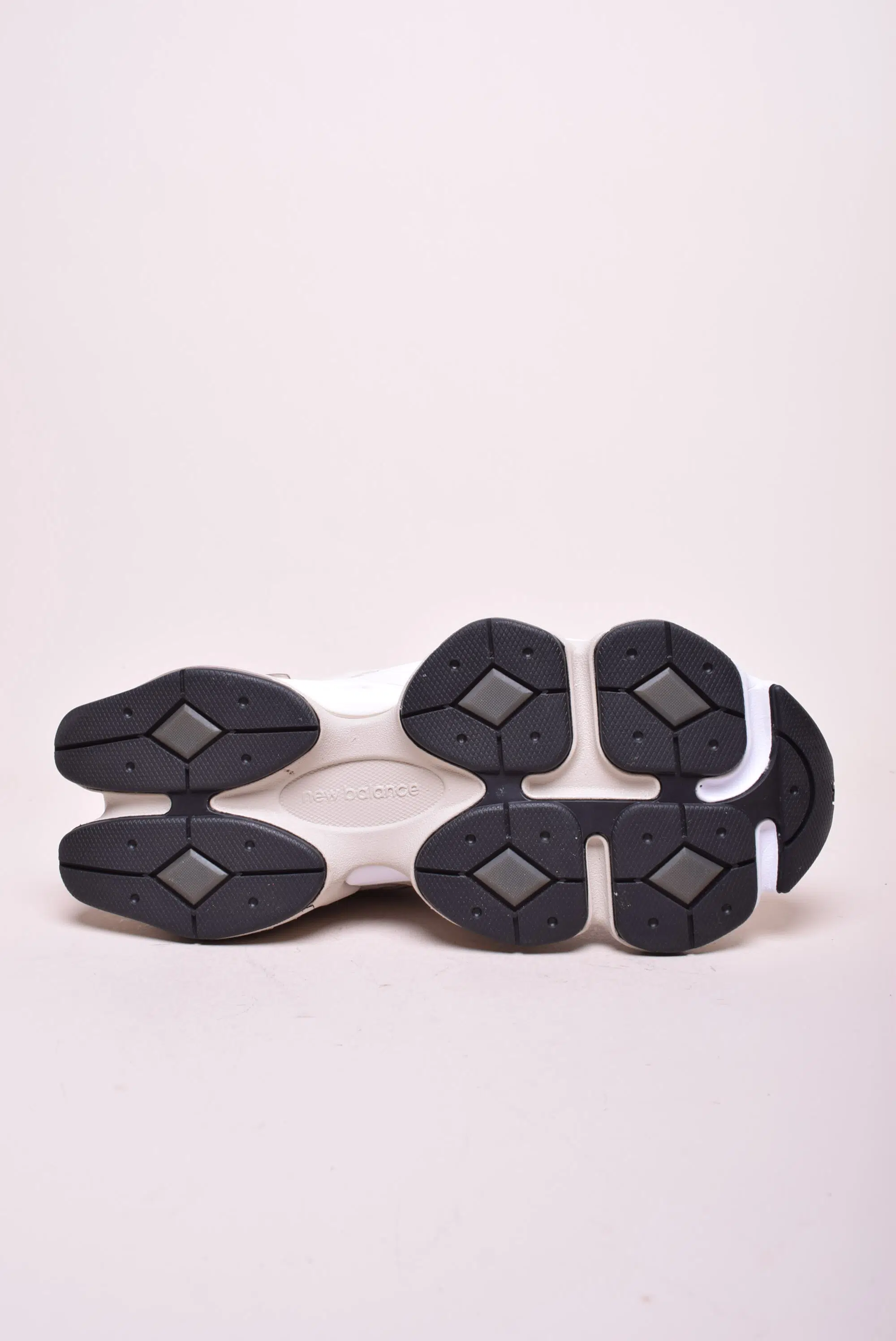 Sneakers dama 9060 [2]