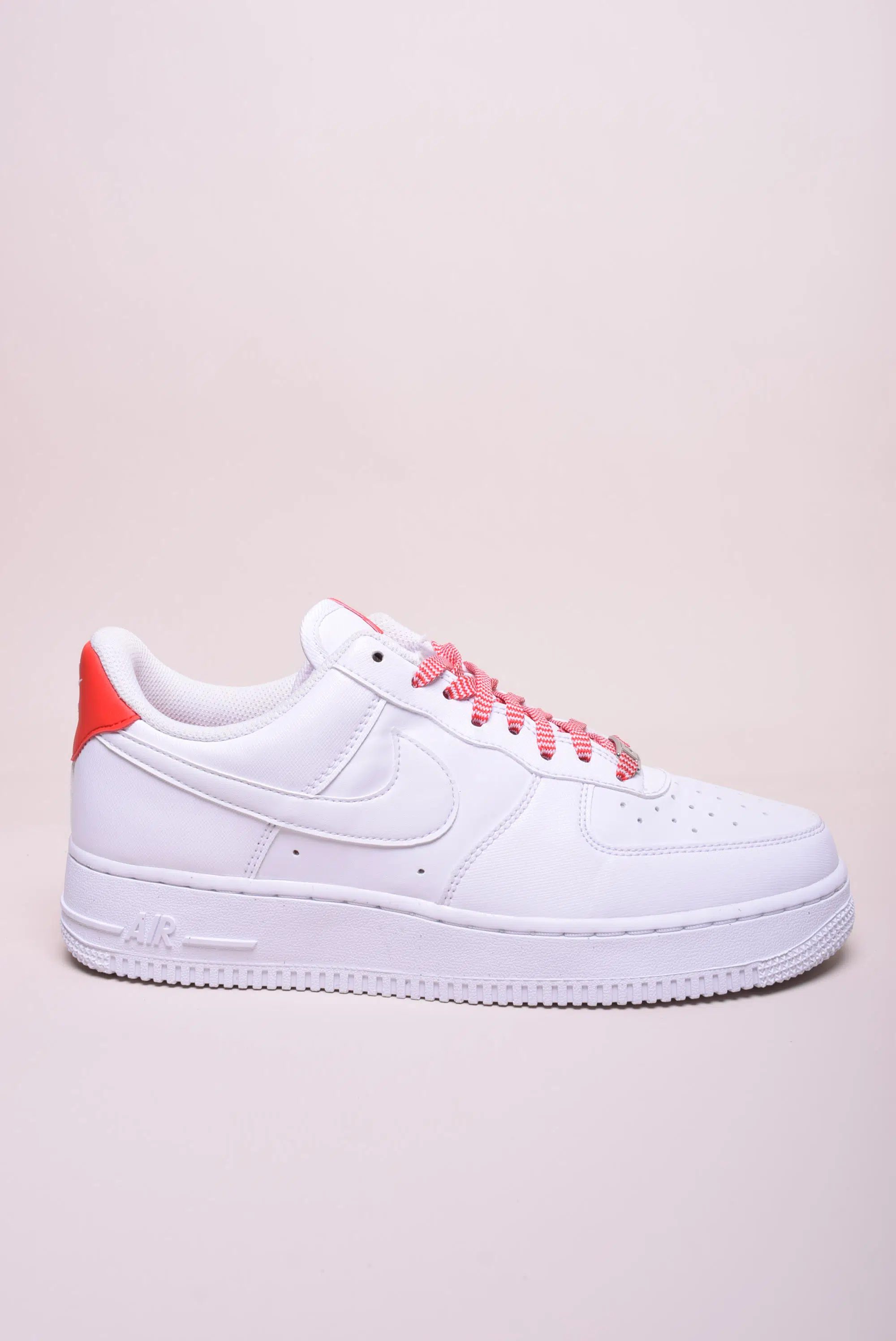 Sneakers dama Air Force 1 '07 [1]
